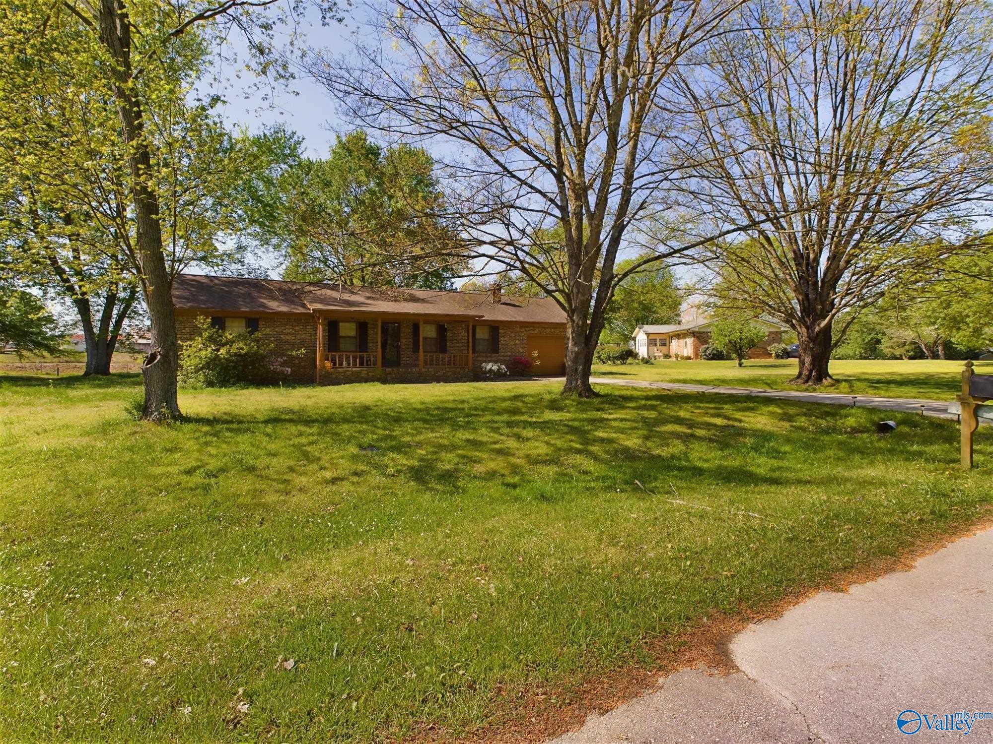 16320 Crimson Street