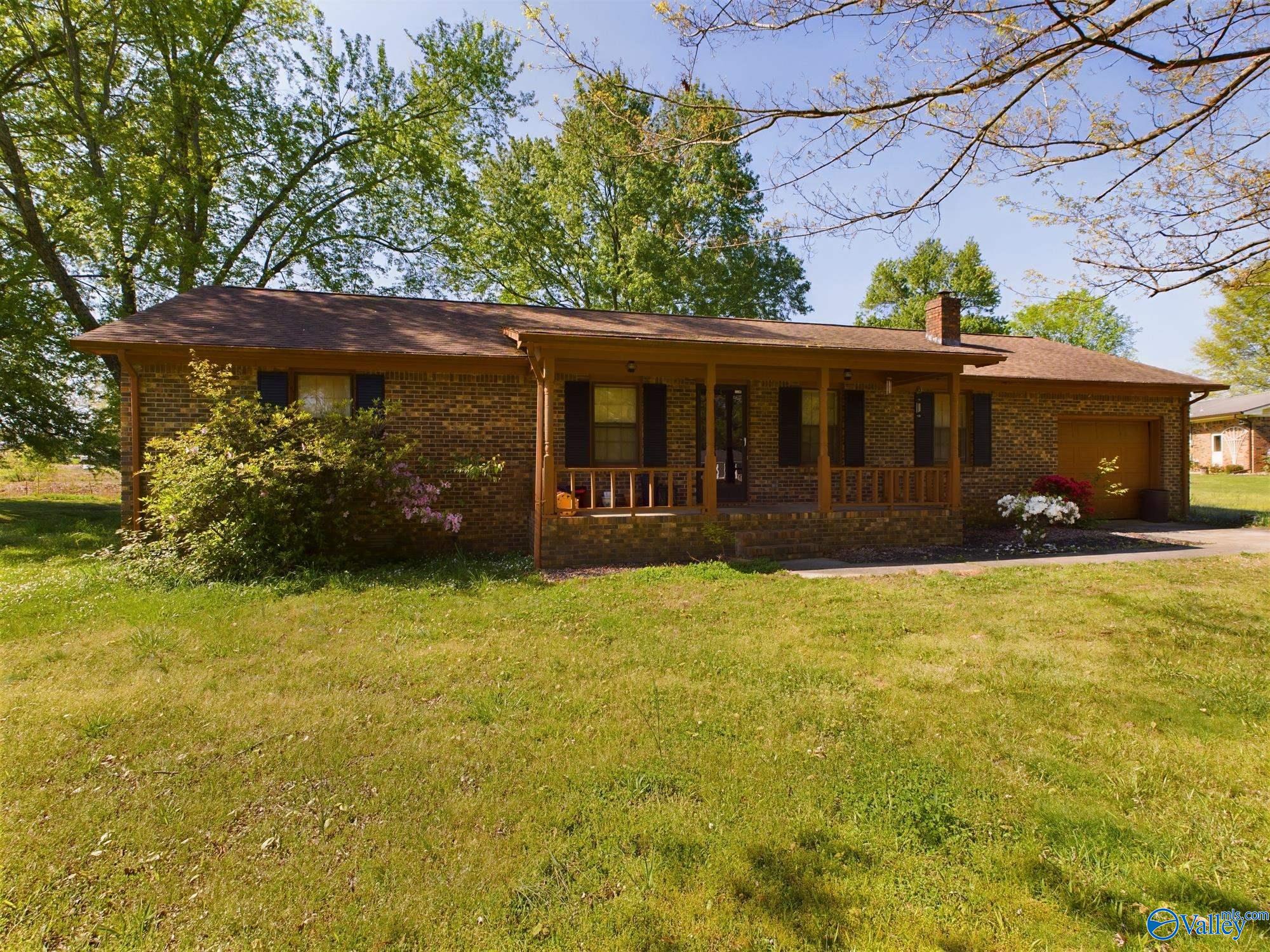 16320 Crimson Street