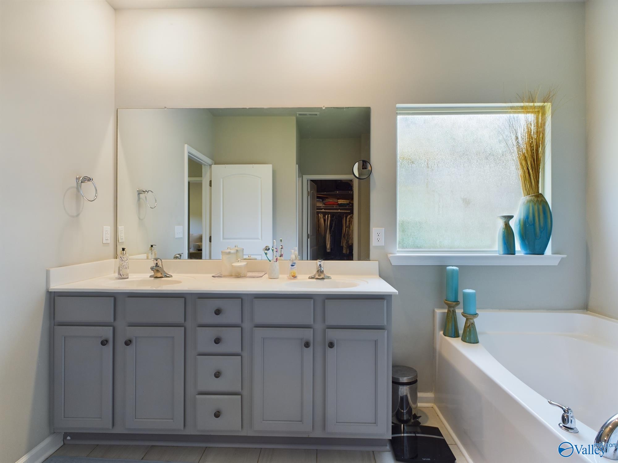 15004 Westmeade Lane