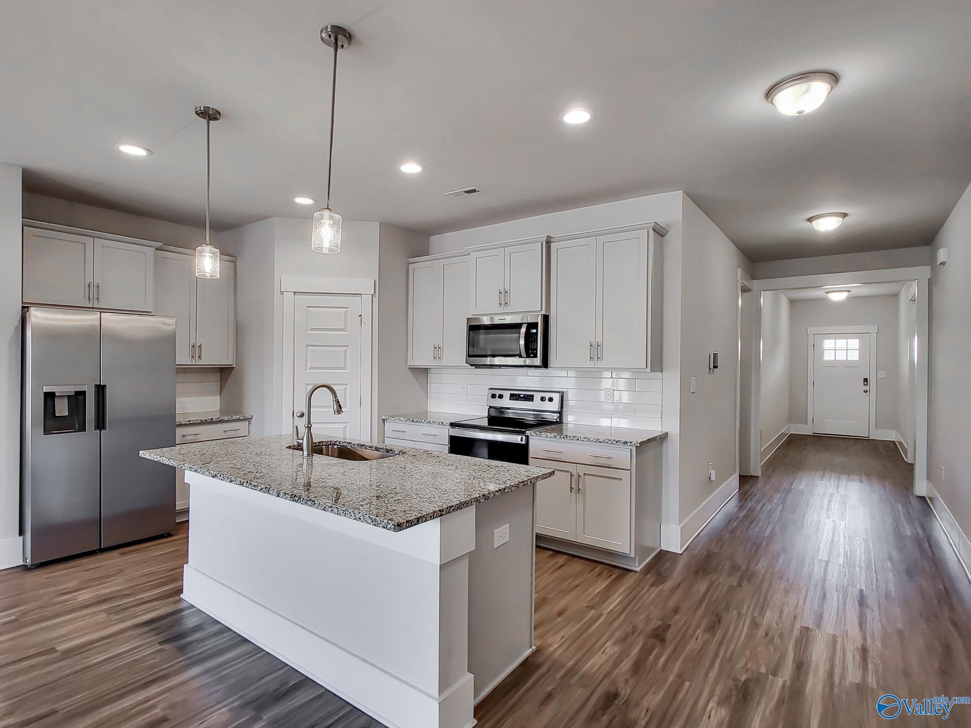 123 Heritage Lakes Boulevard