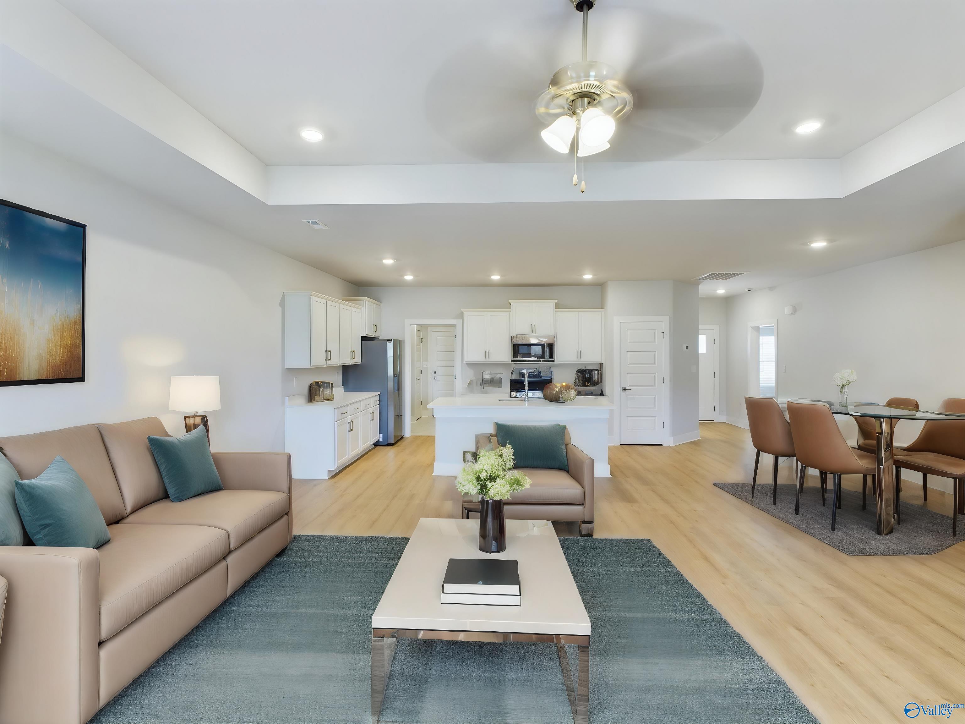 12543 Whitcomb Circle