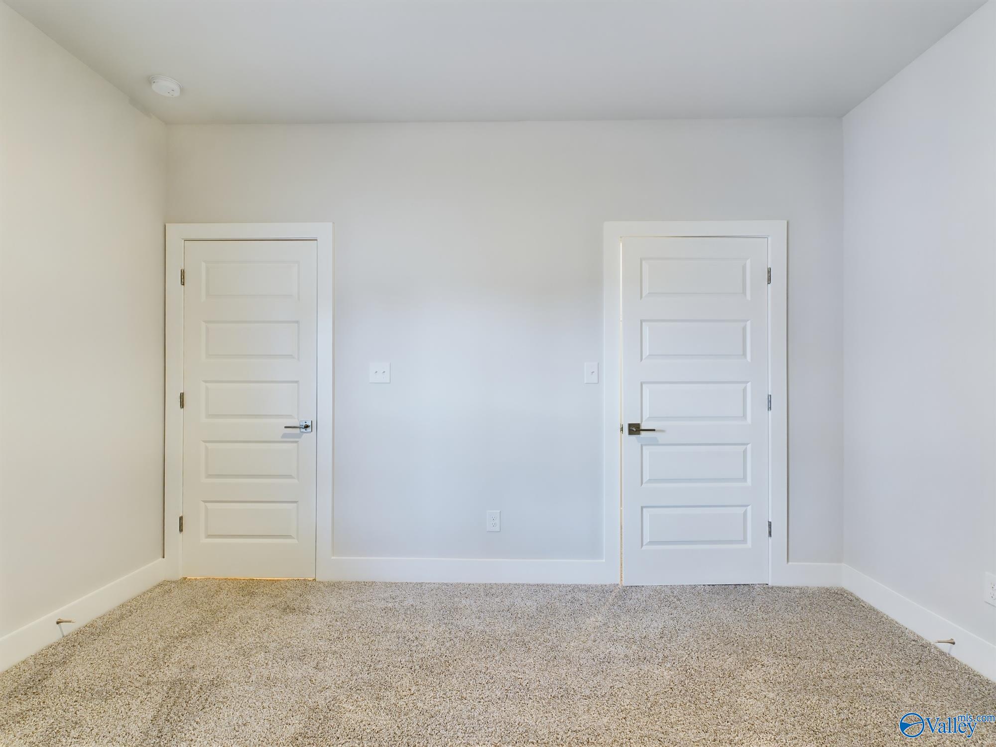 12543 Whitcomb Circle