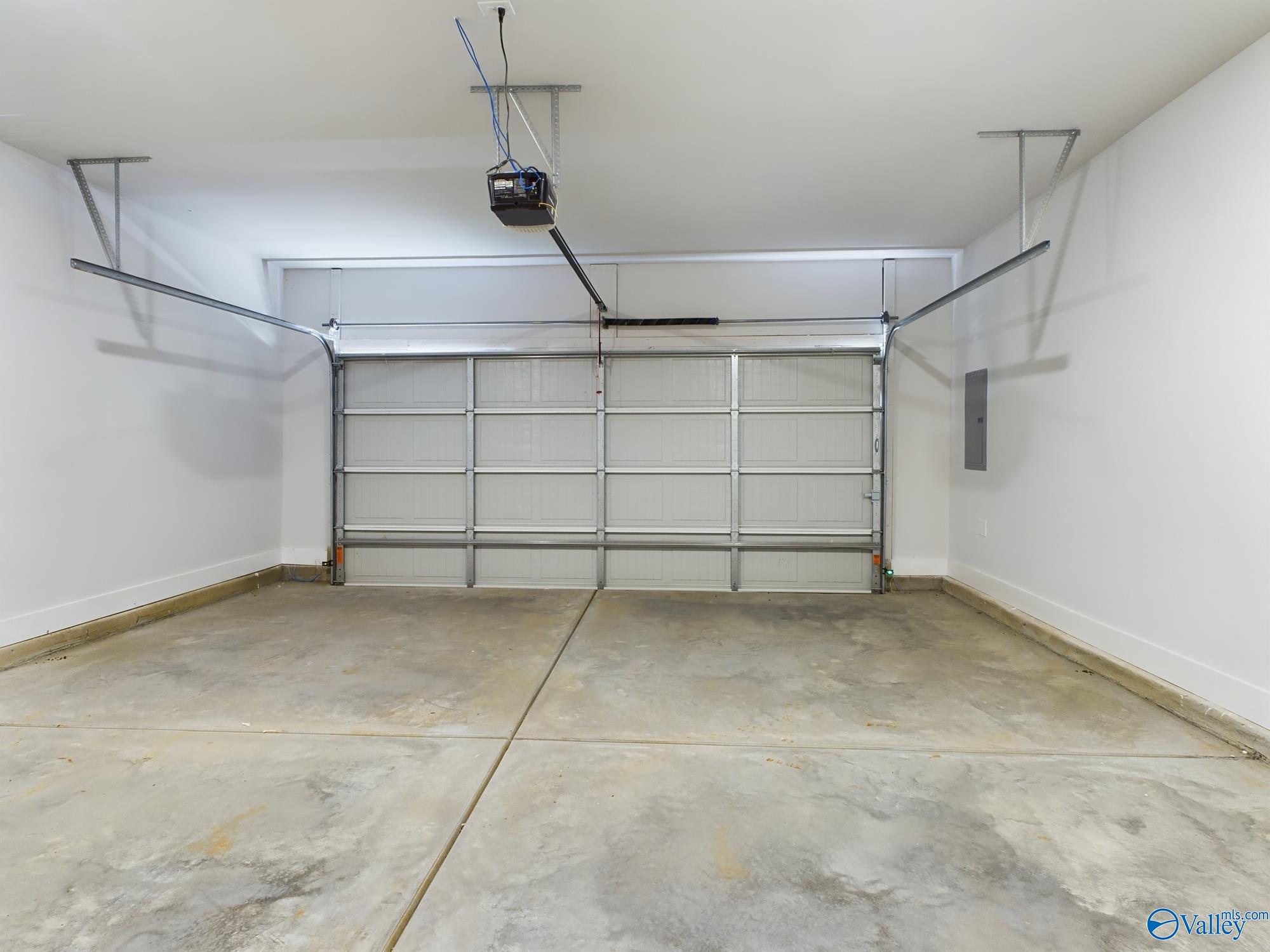 12543 Whitcomb Circle