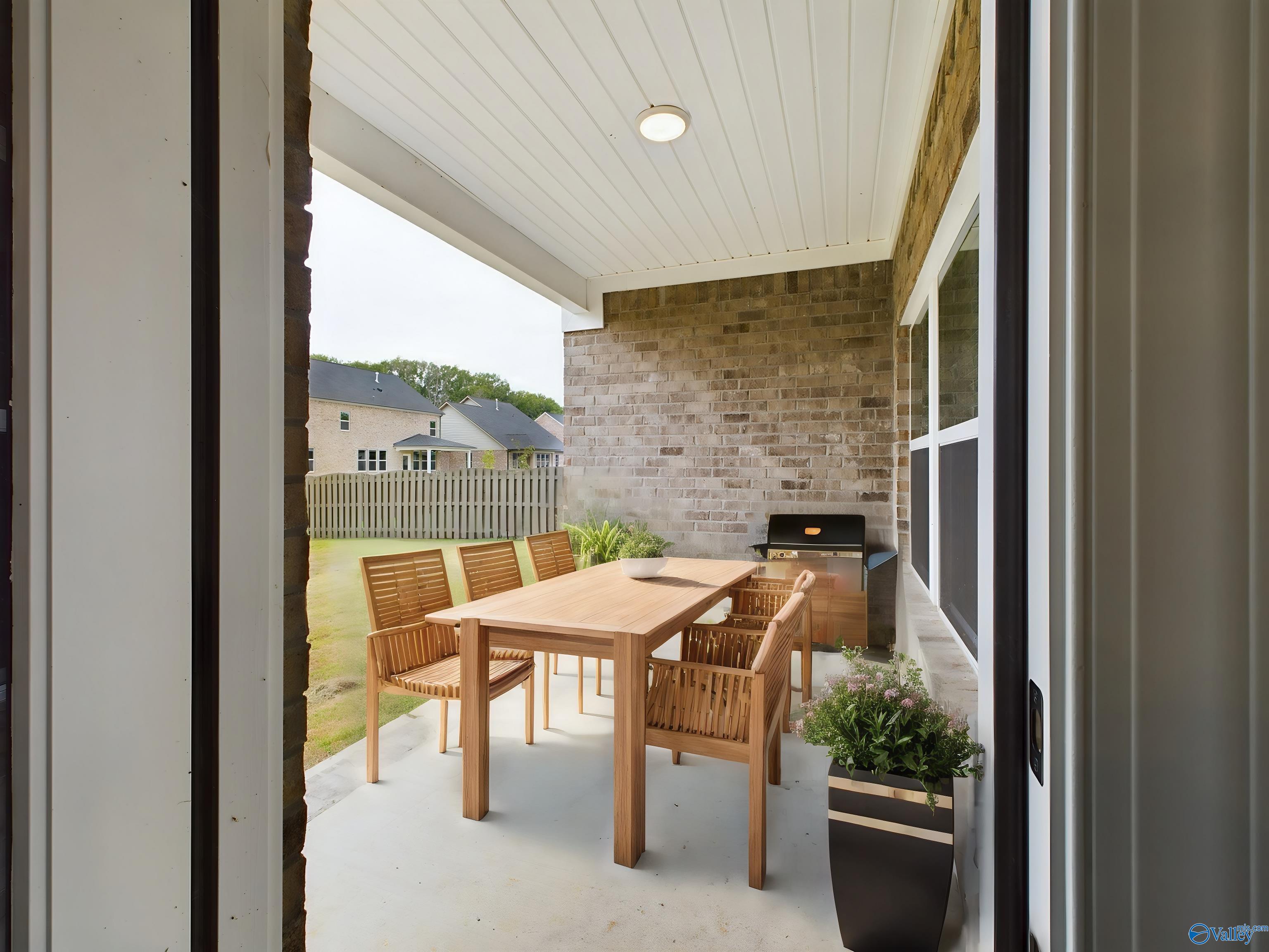 2105 Sevenbark Branch