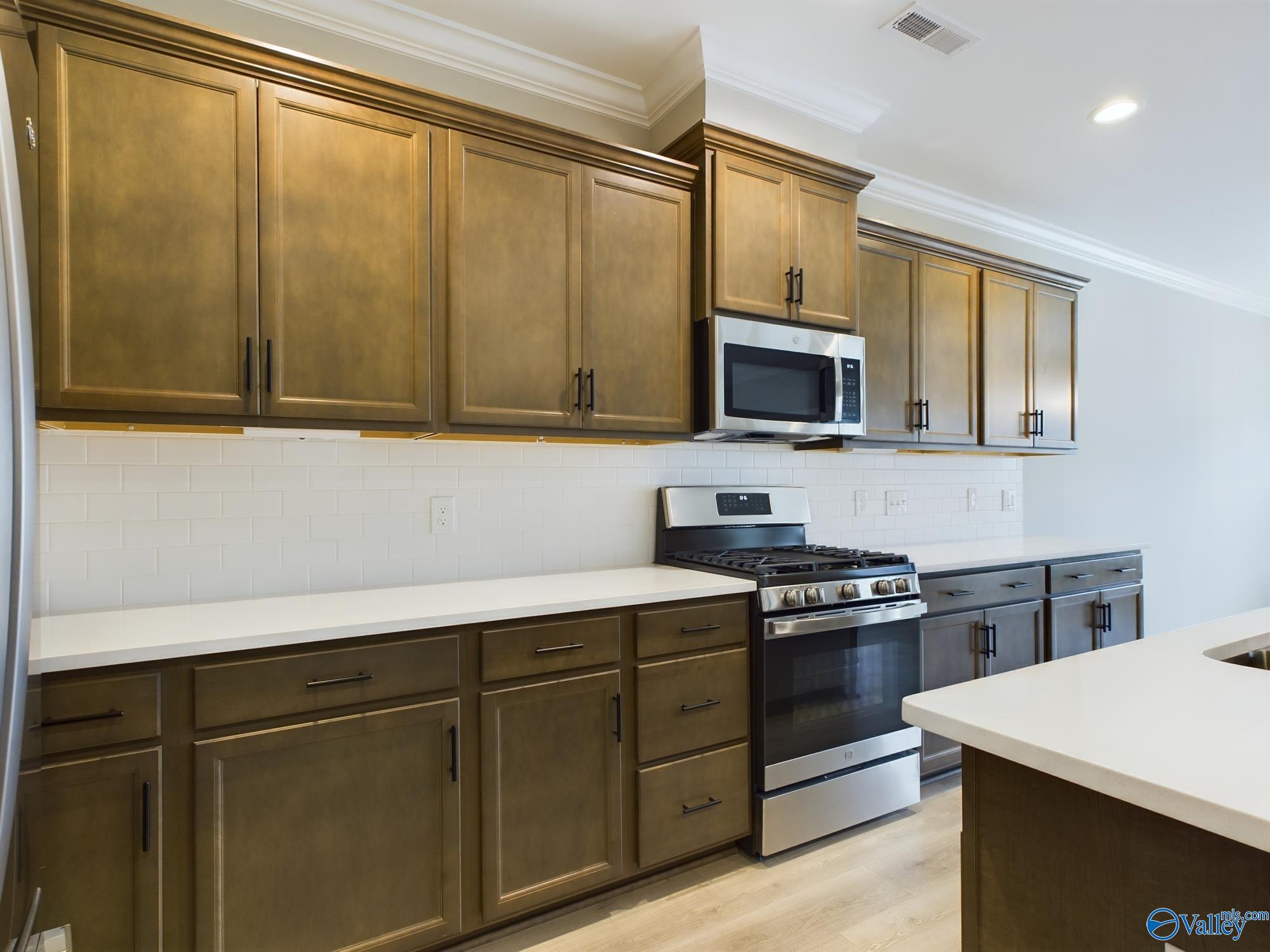 2105 Sevenbark Branch