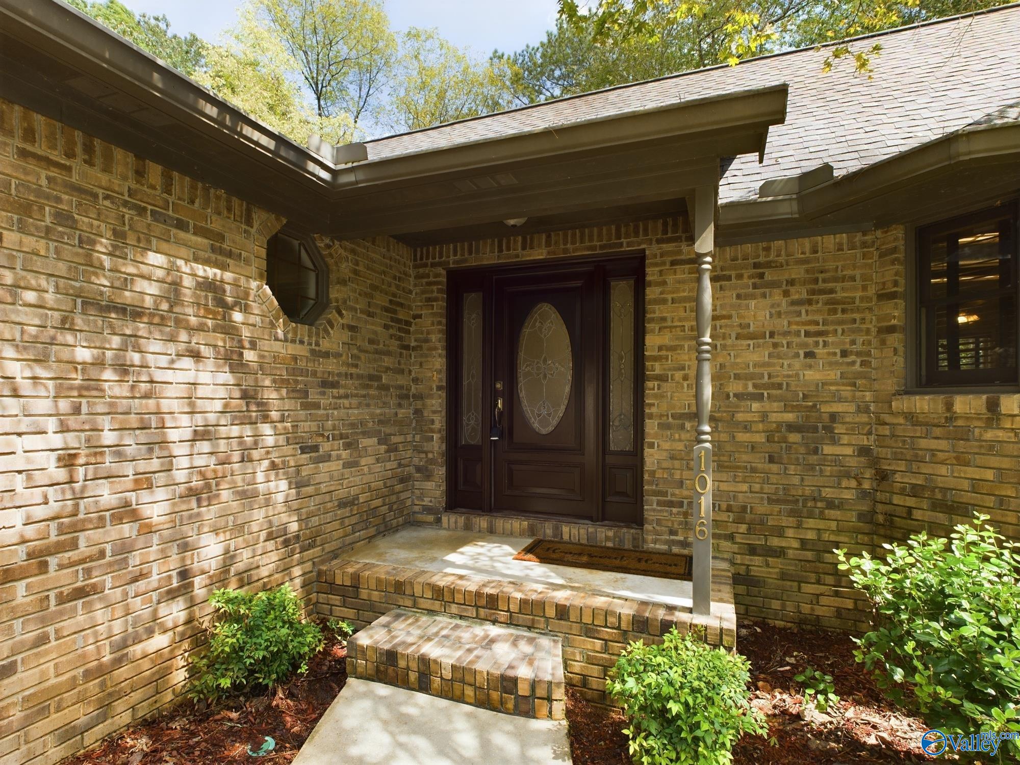 1016 Seina Vista Drive