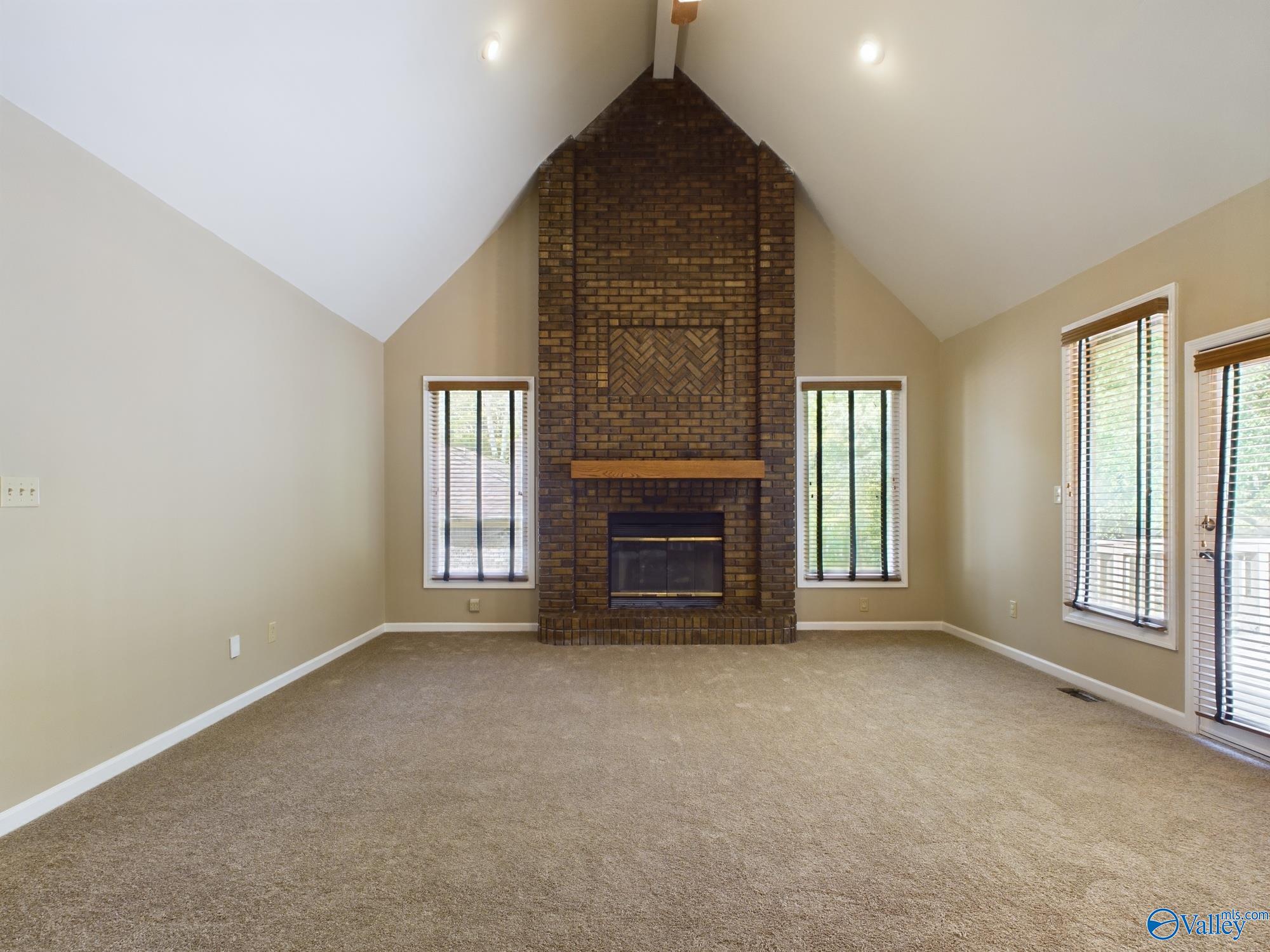 1016 Seina Vista Drive