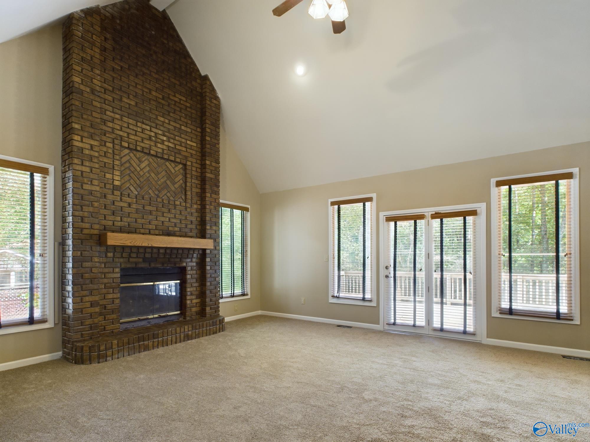 1016 Seina Vista Drive