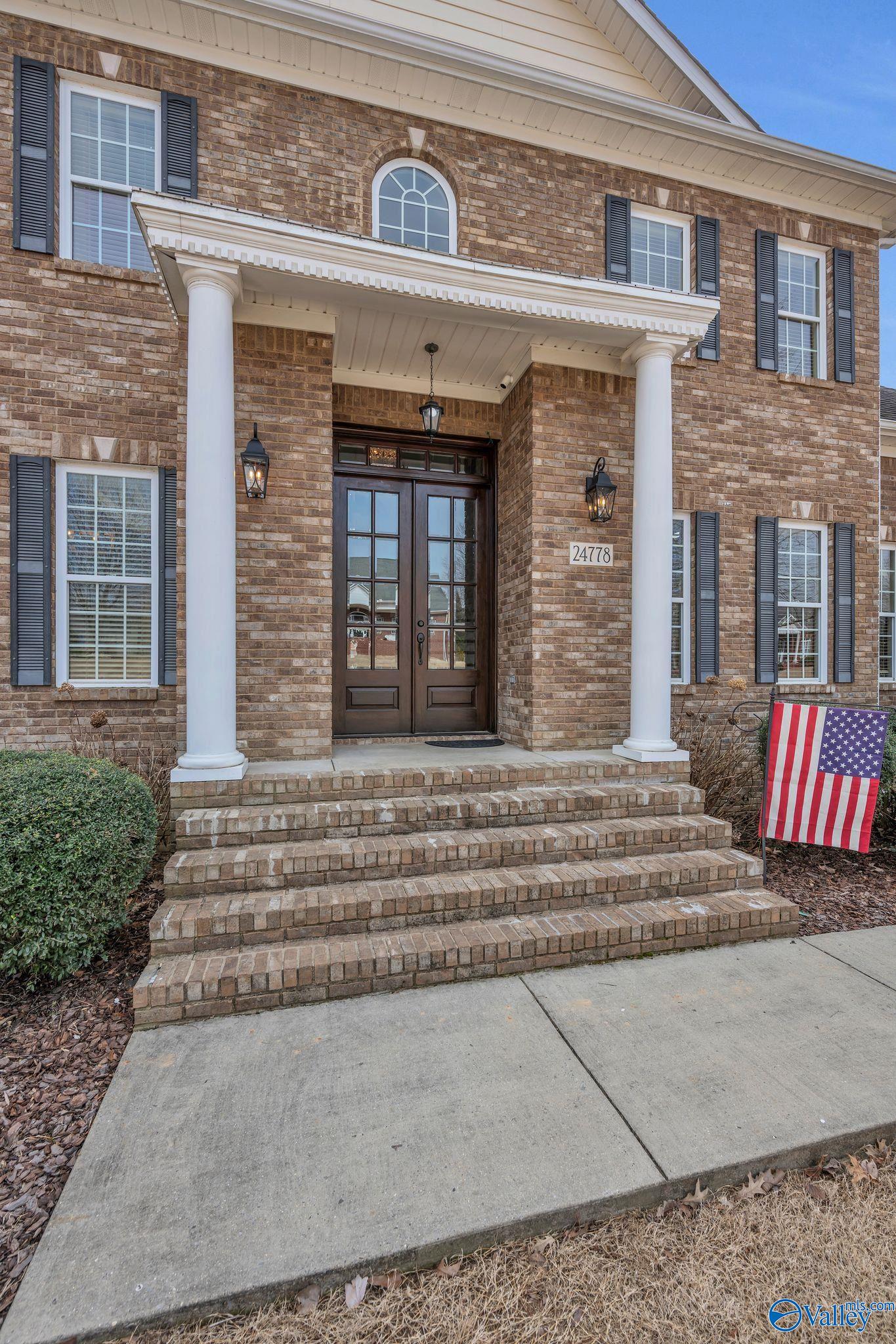 24778 Savannah Trail