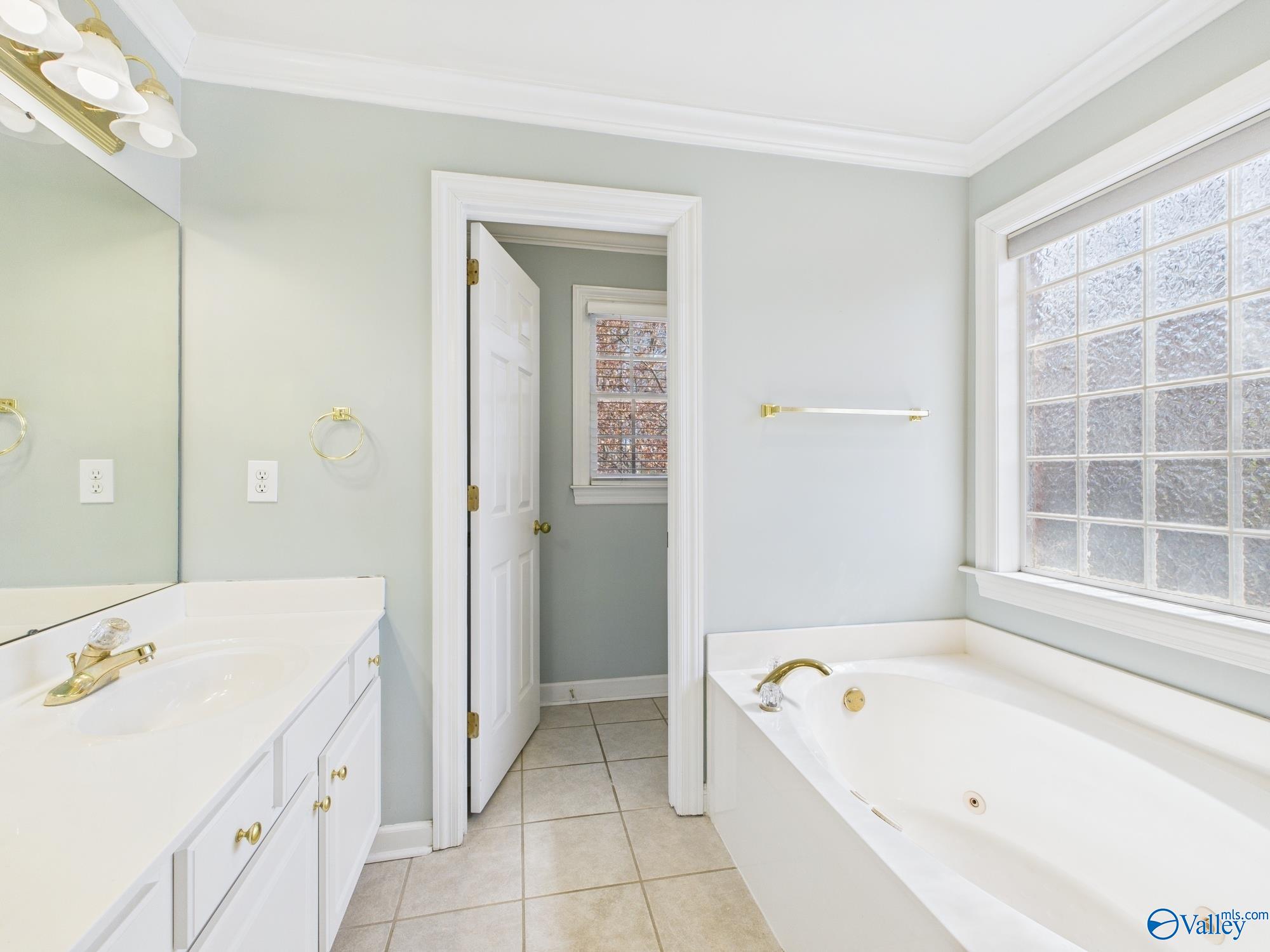 101 Kelvingrove Drive