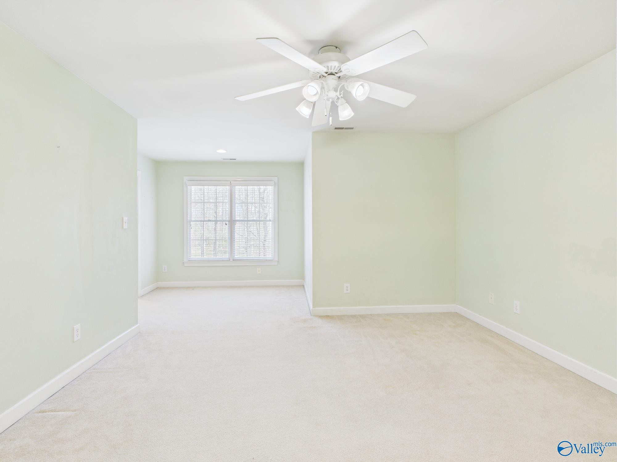 101 Kelvingrove Drive