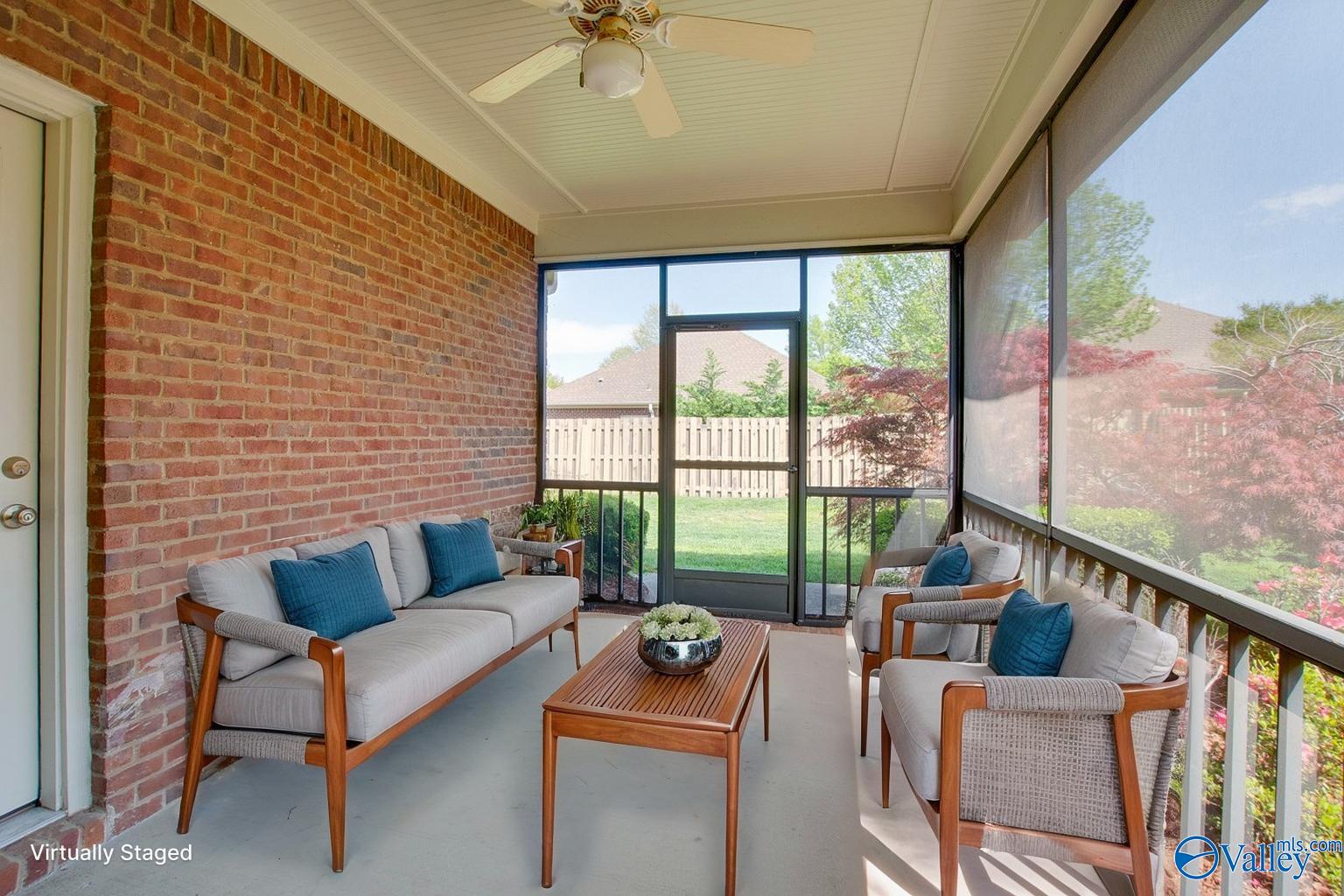 106 Knollcrest Drive