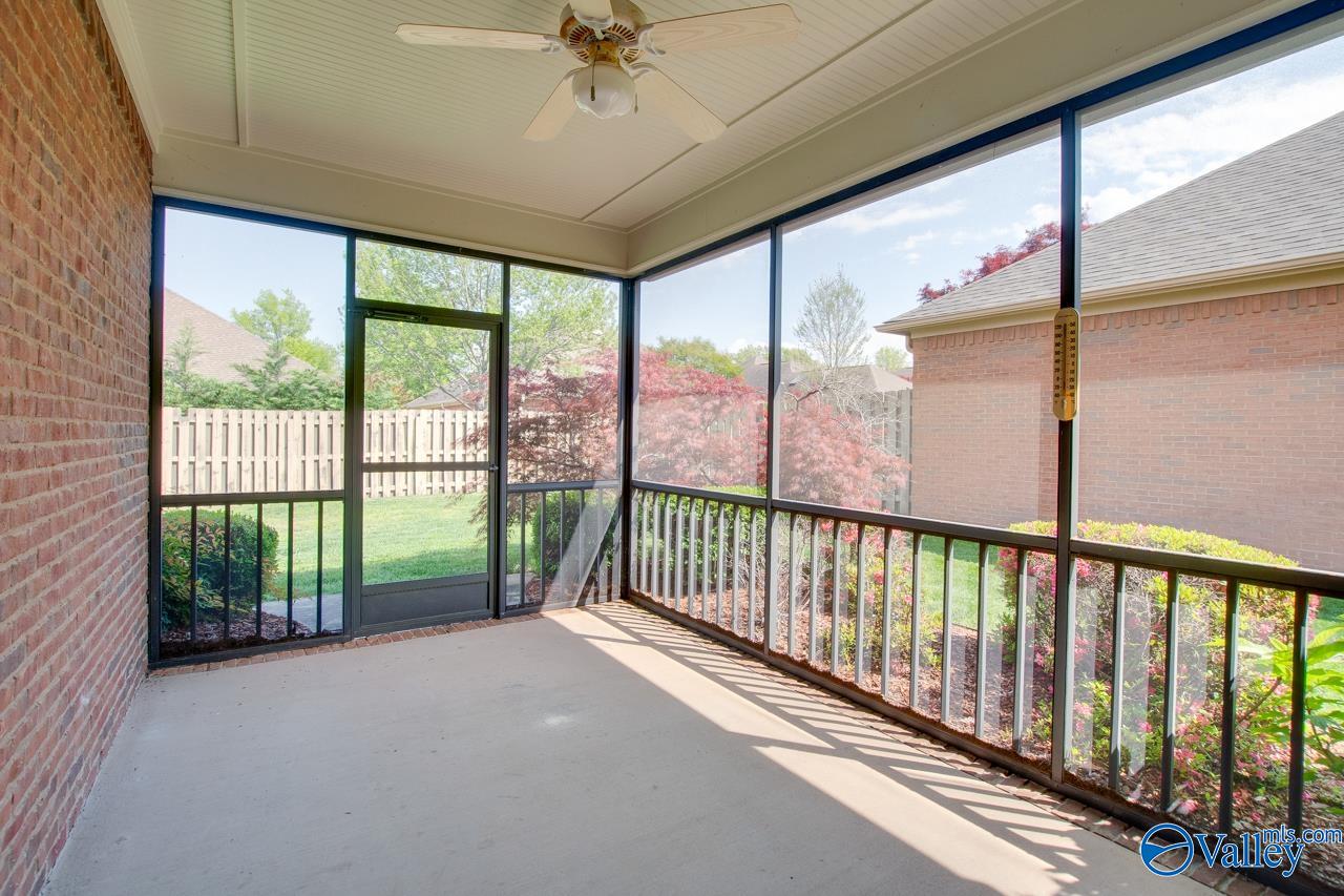 106 Knollcrest Drive