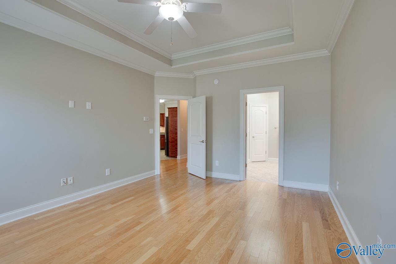 106 Knollcrest Drive