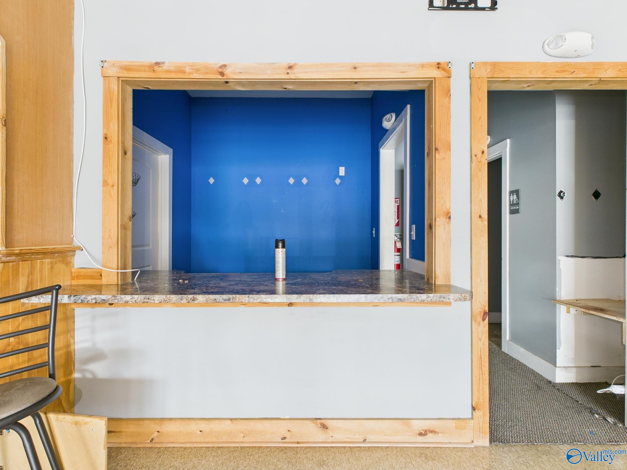 4820 University Drive # 6