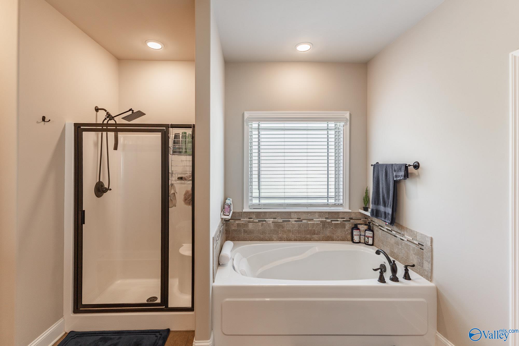 123 Carlton Cash Drive