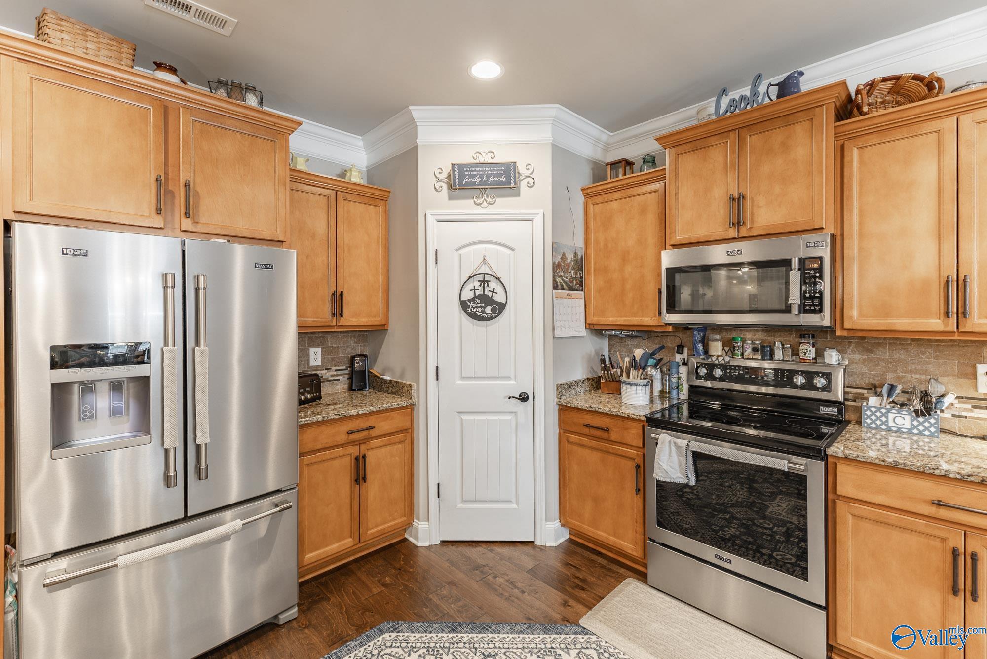 123 Carlton Cash Drive