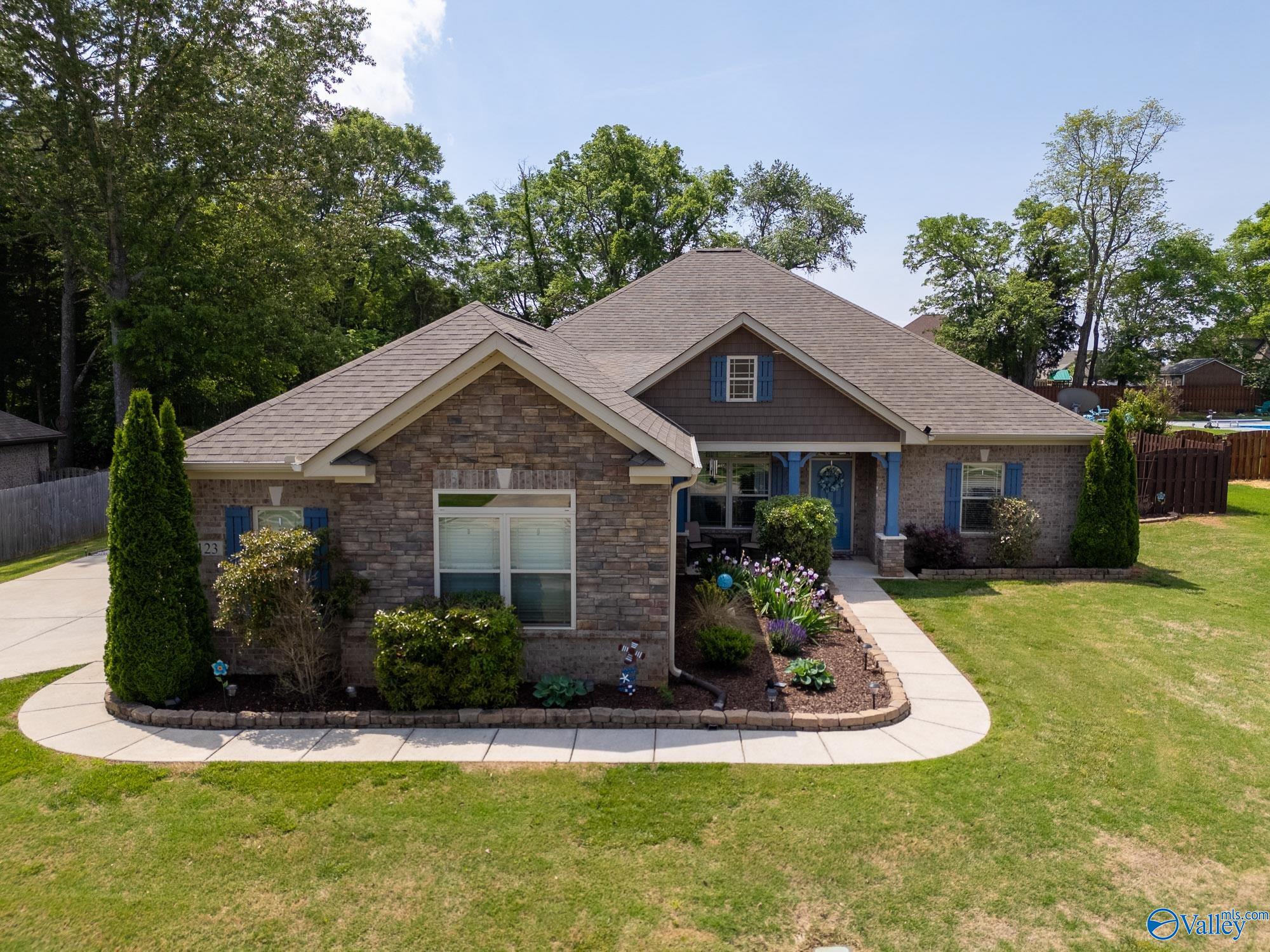 123 Carlton Cash Drive