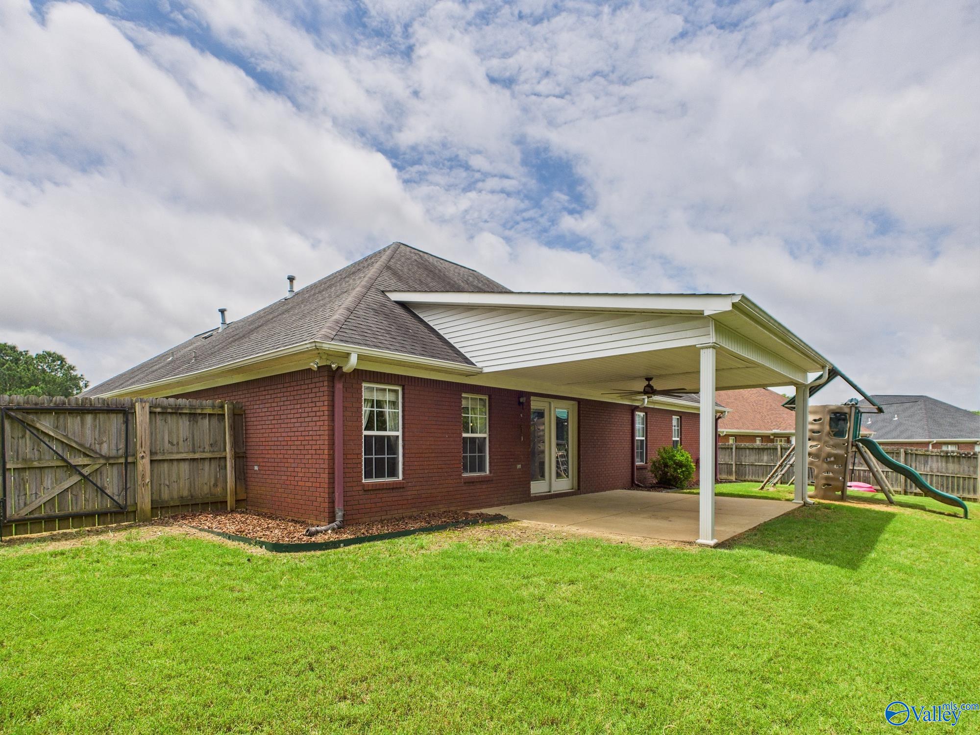 122 Bellingham Drive