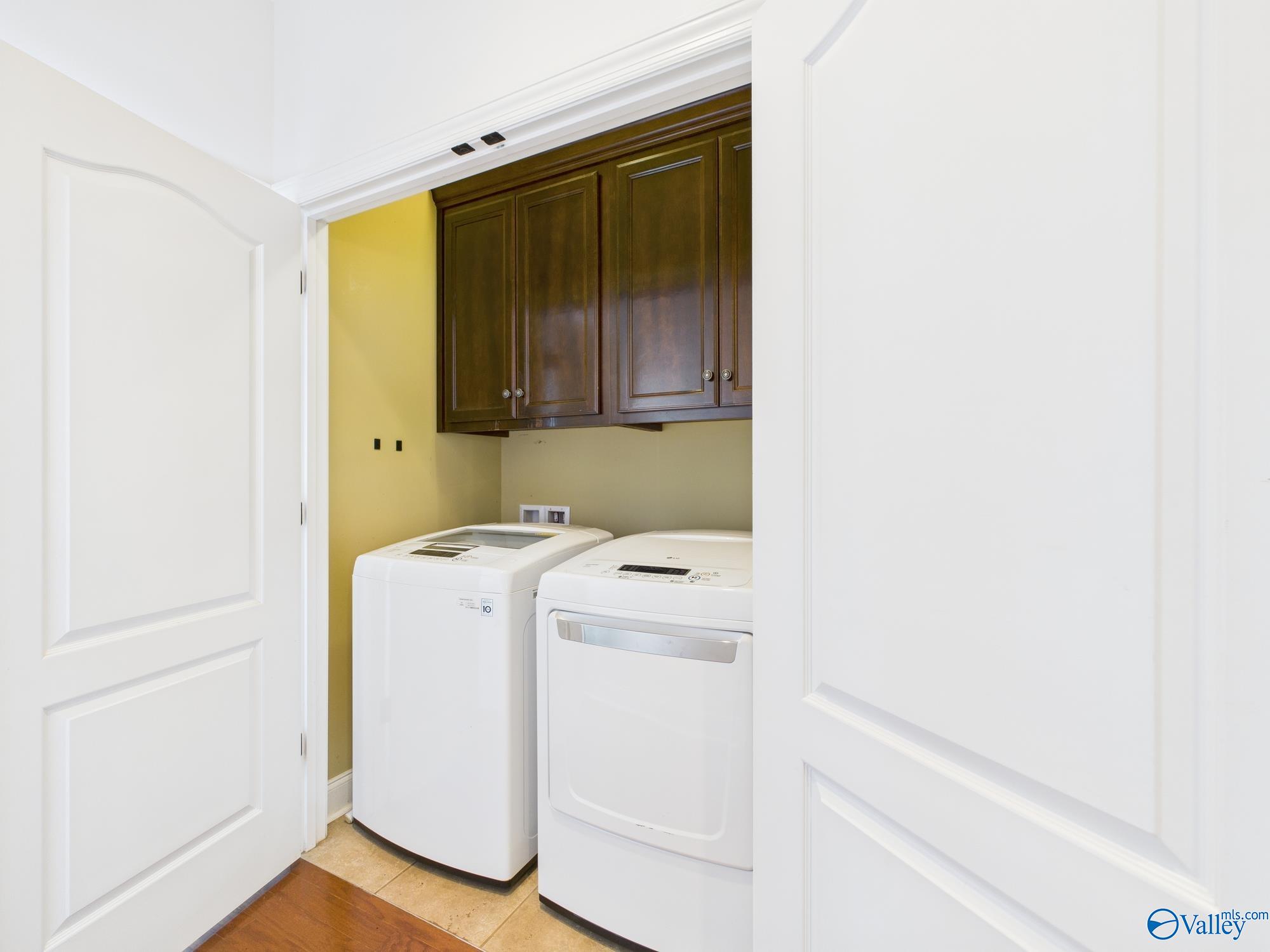 413 White Petal Street