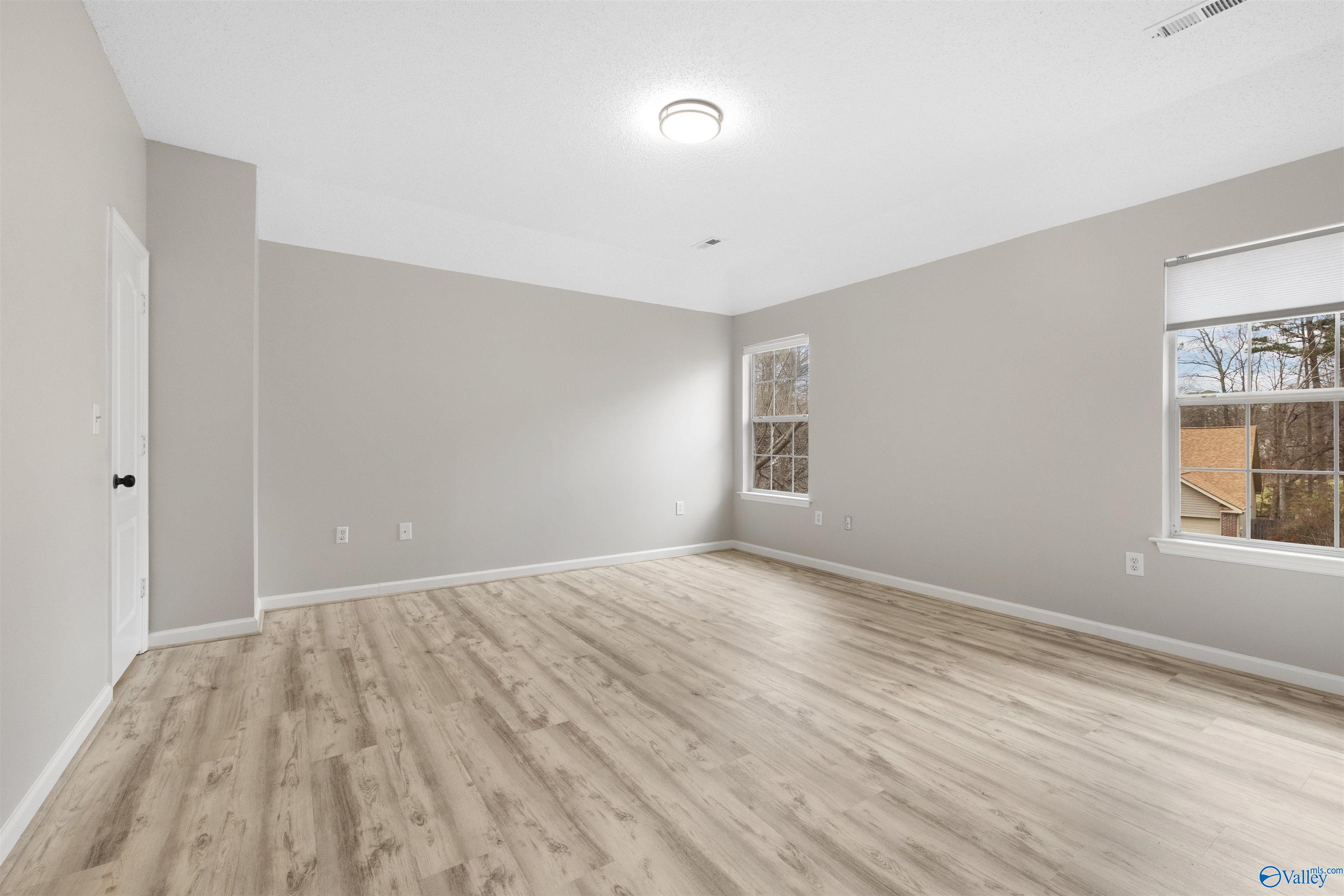 202 Declaration Circle