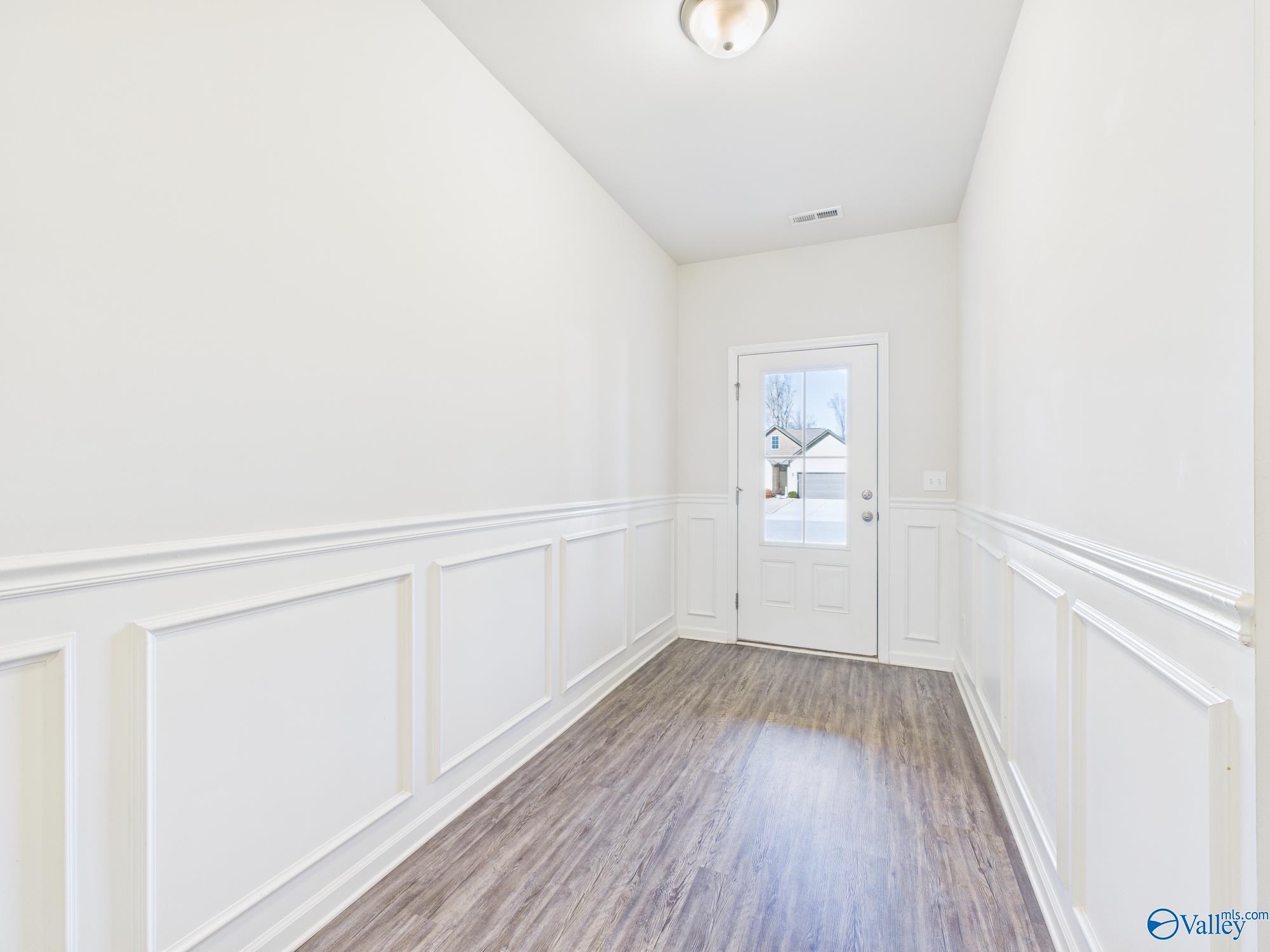 149 Fernhill Drive NW