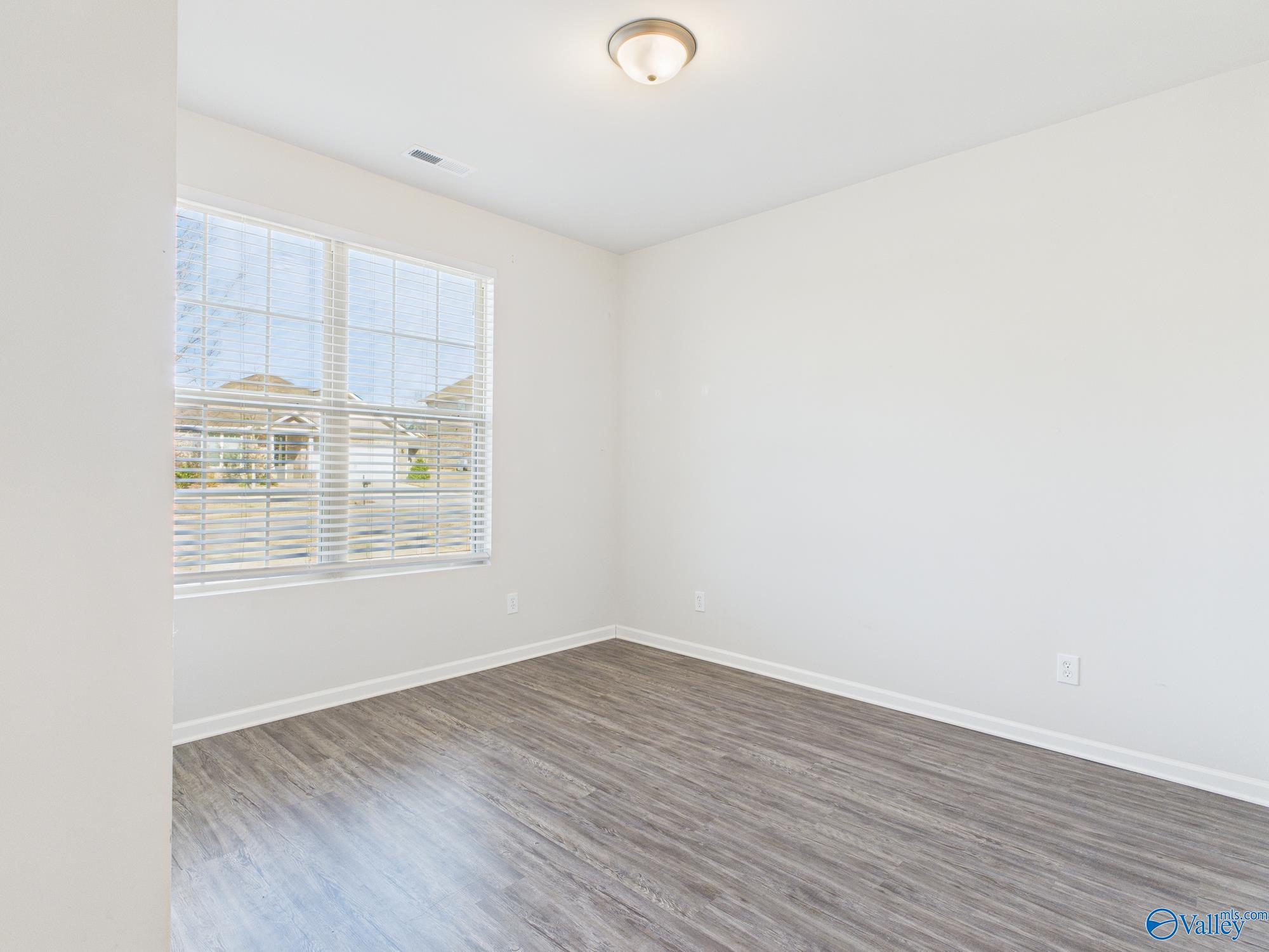 149 Fernhill Drive NW