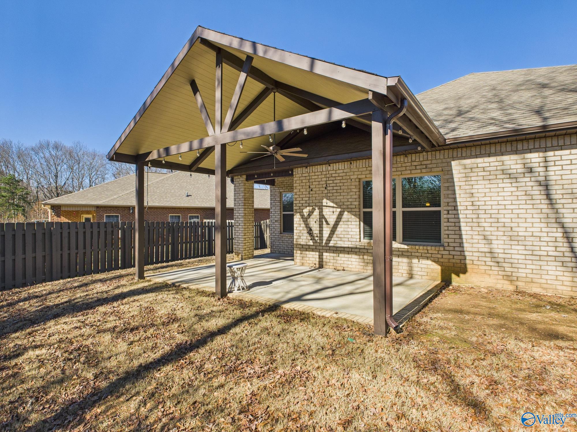 149 Fernhill Drive NW