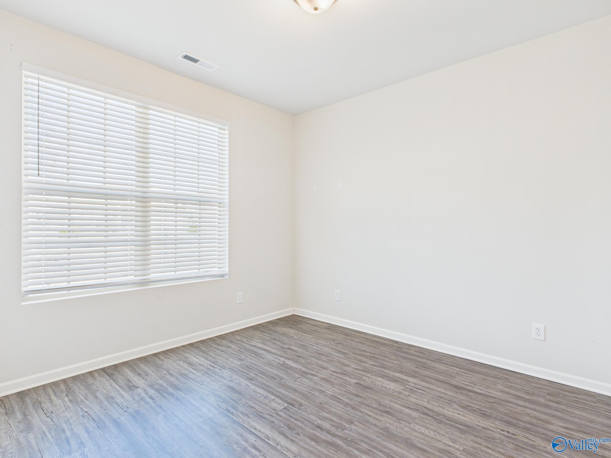 149 Fernhill Drive NW