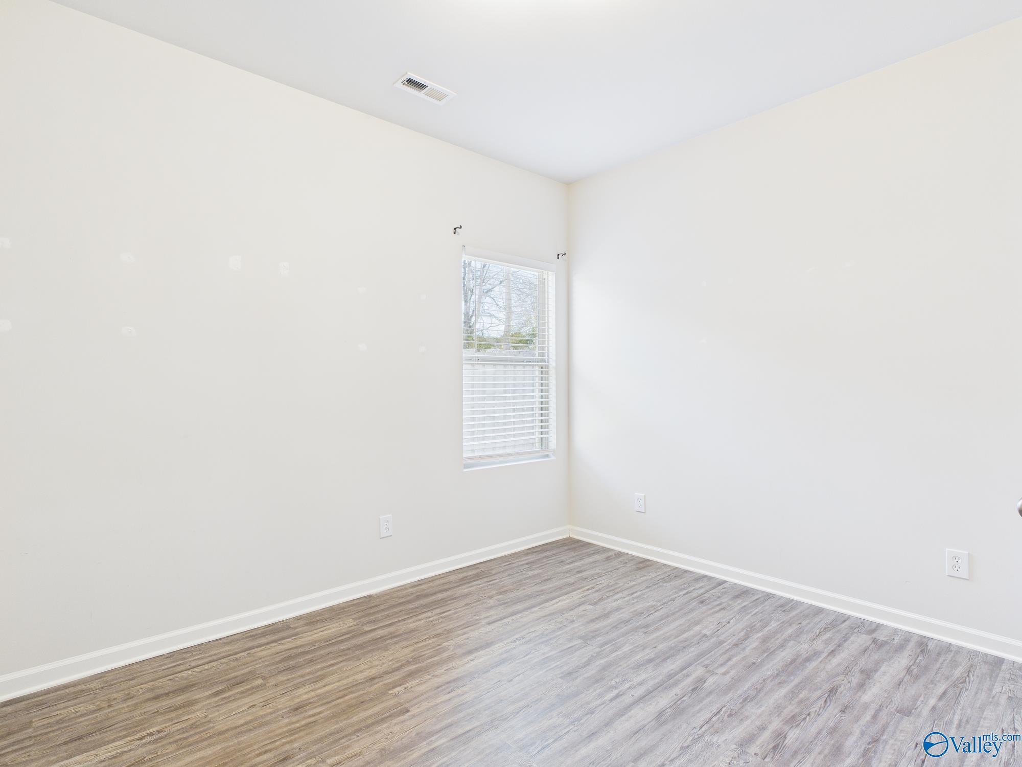 149 Fernhill Drive NW