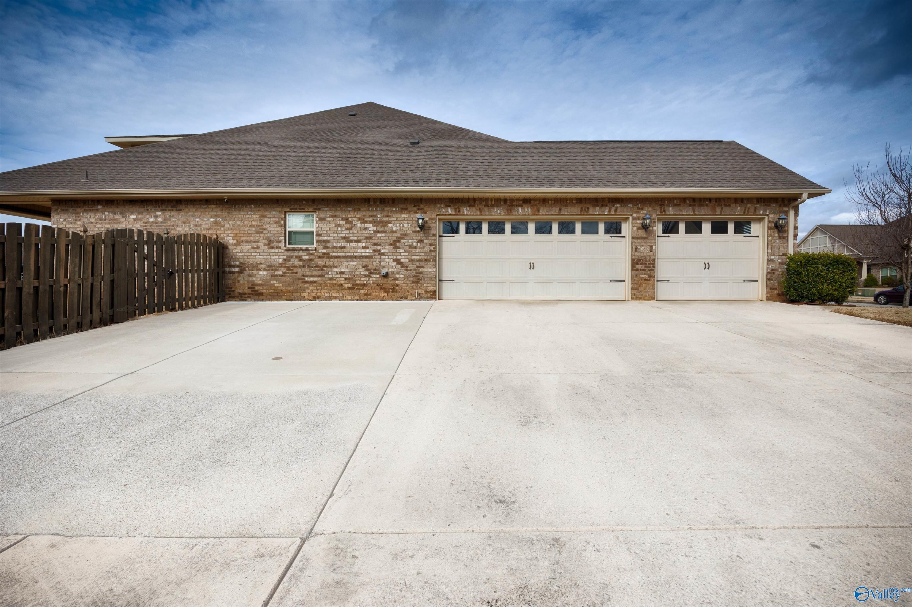 116 Chesnut Heath Court