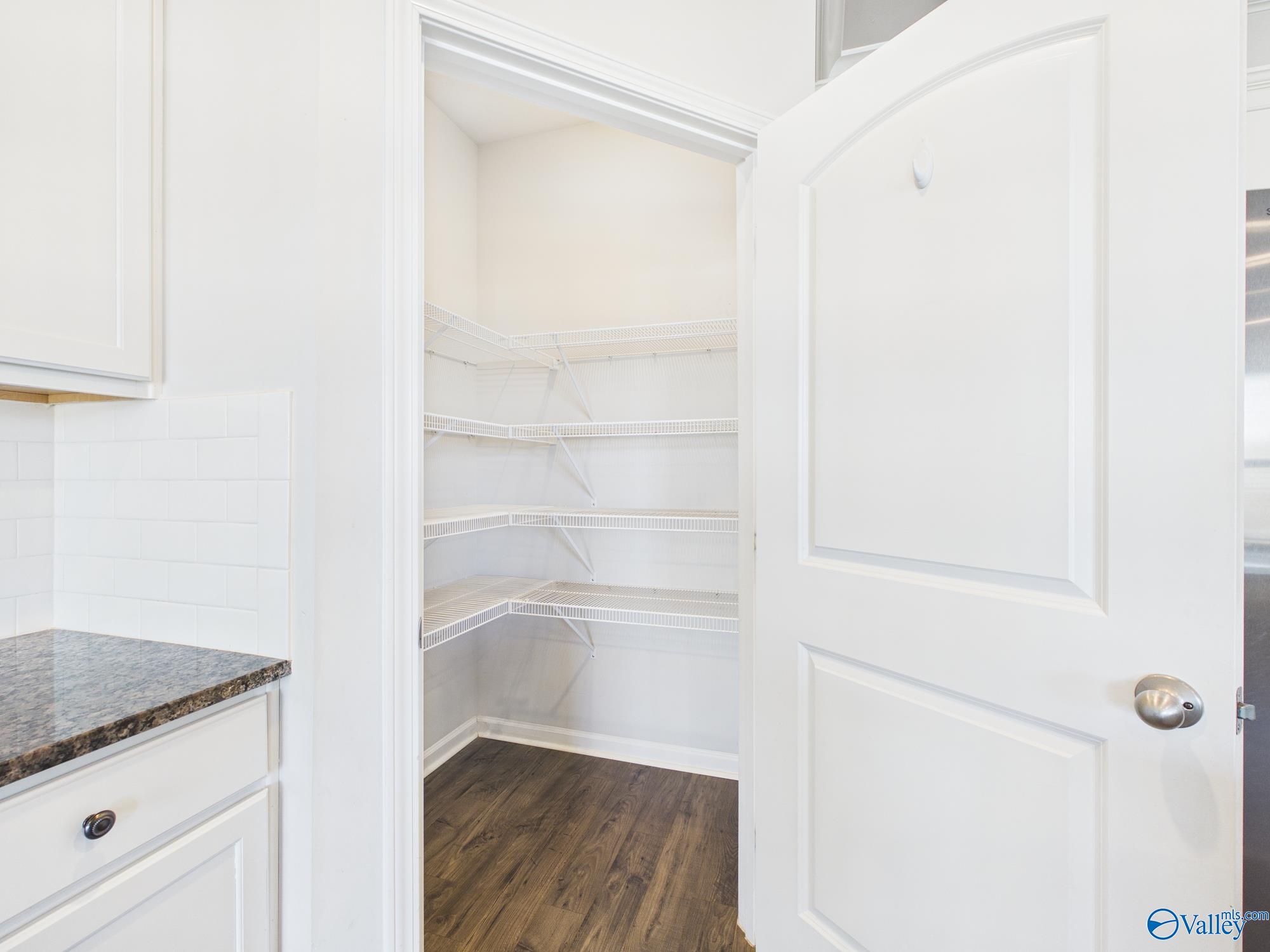 506 E River Landing Blvd