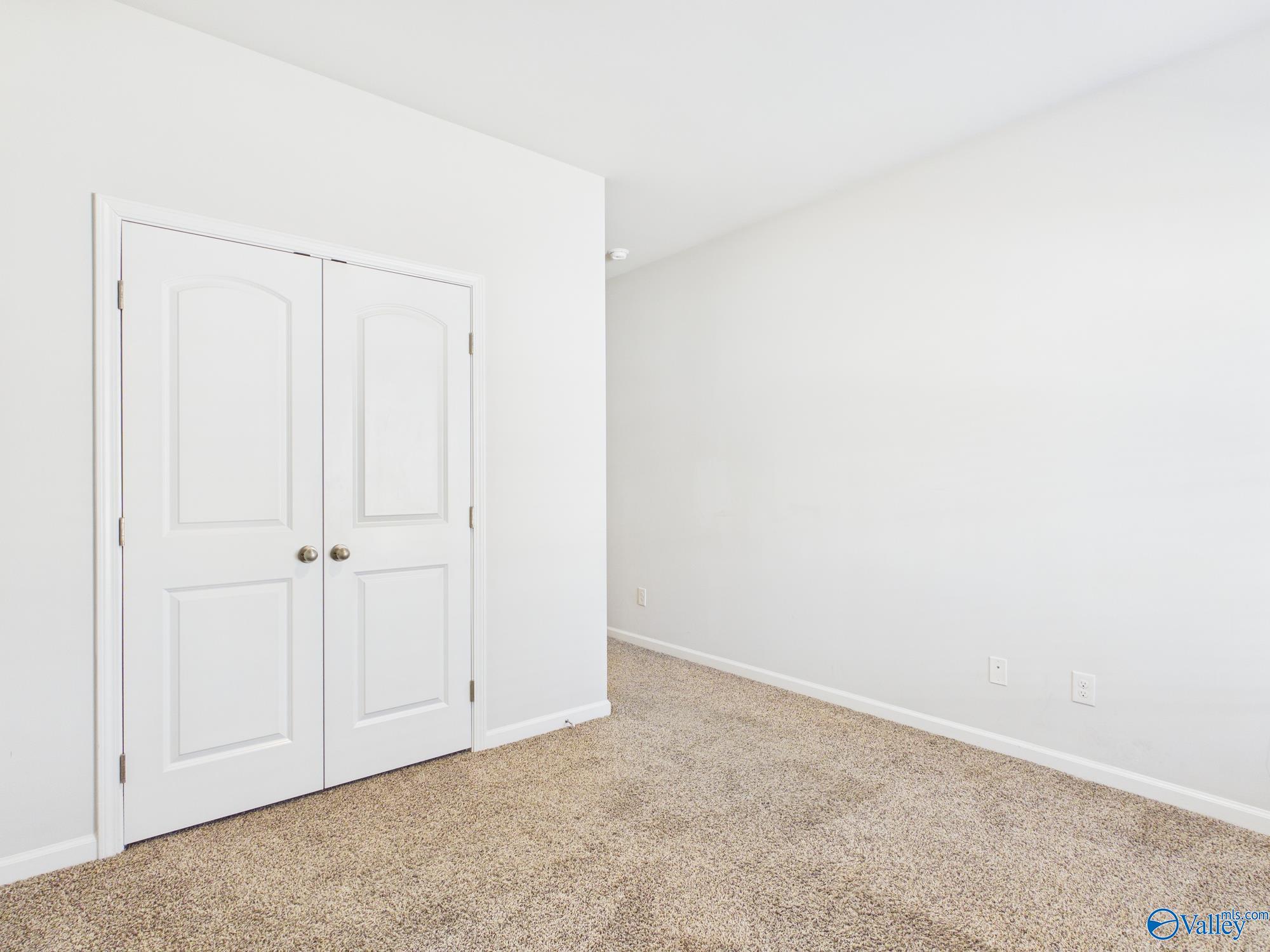 506 E River Landing Blvd