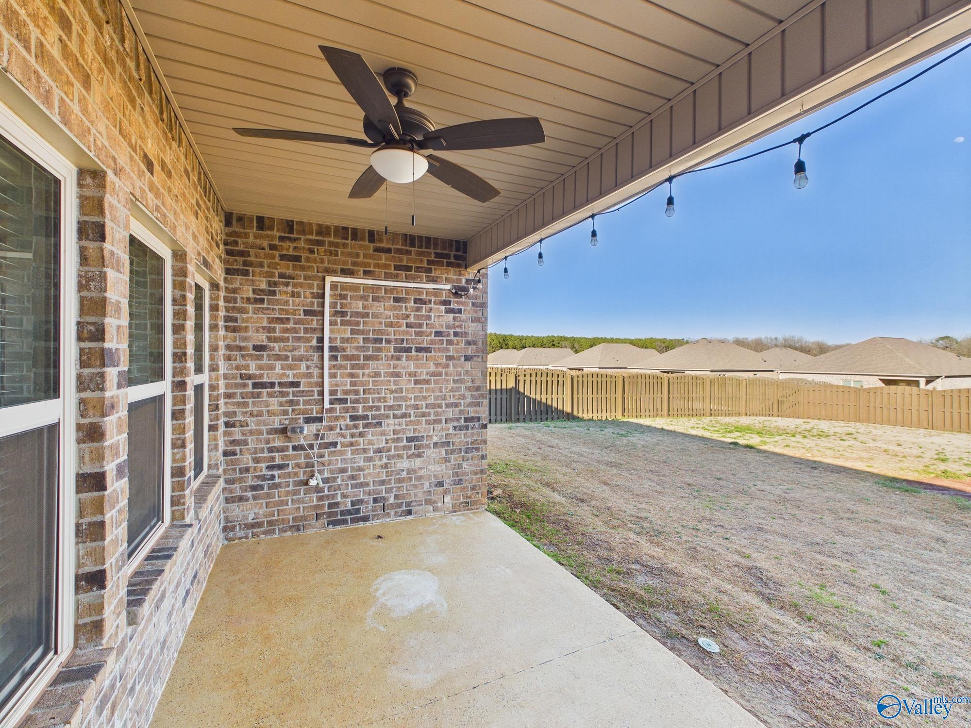 506 E River Landing Blvd