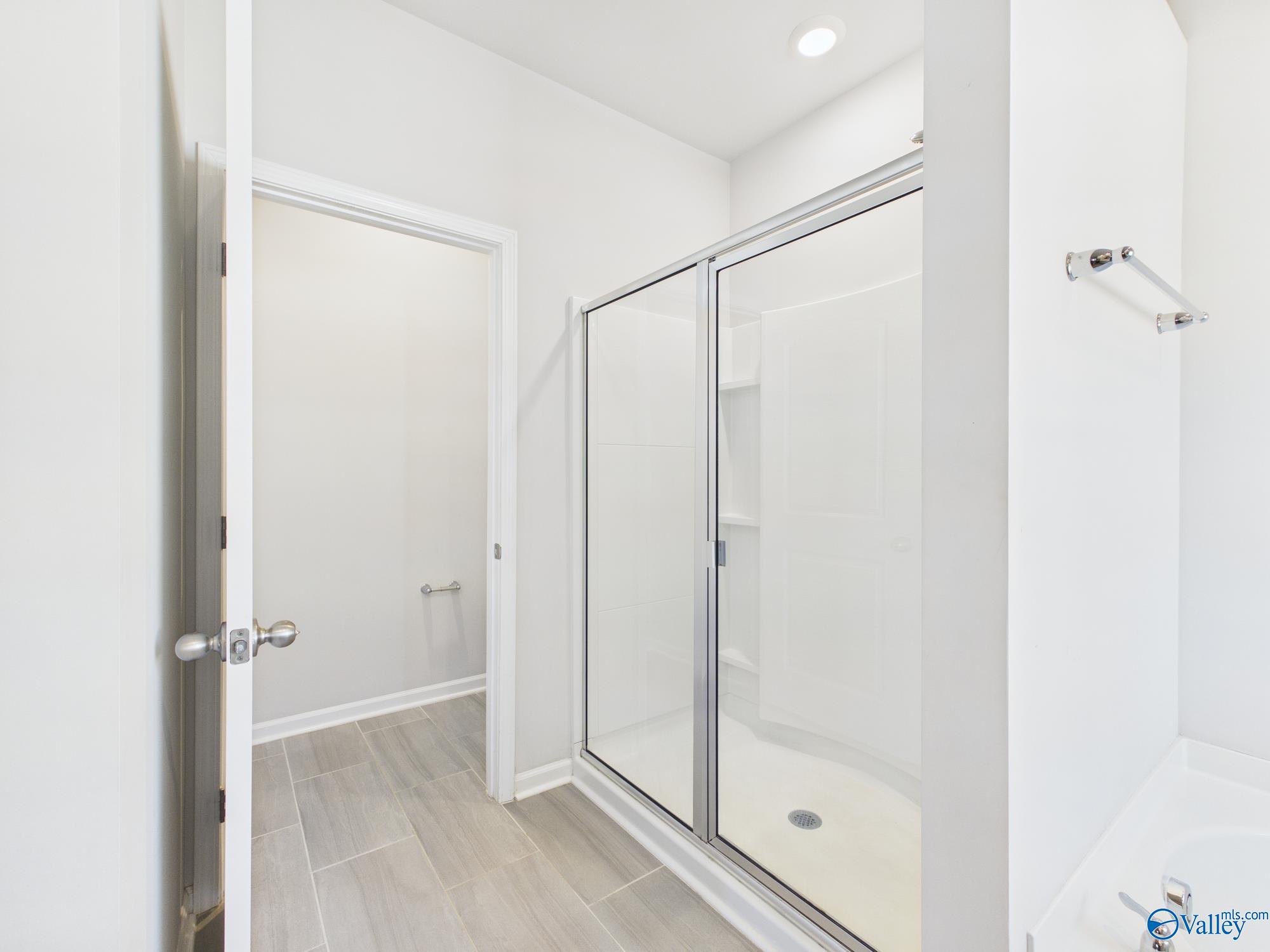 506 E River Landing Blvd