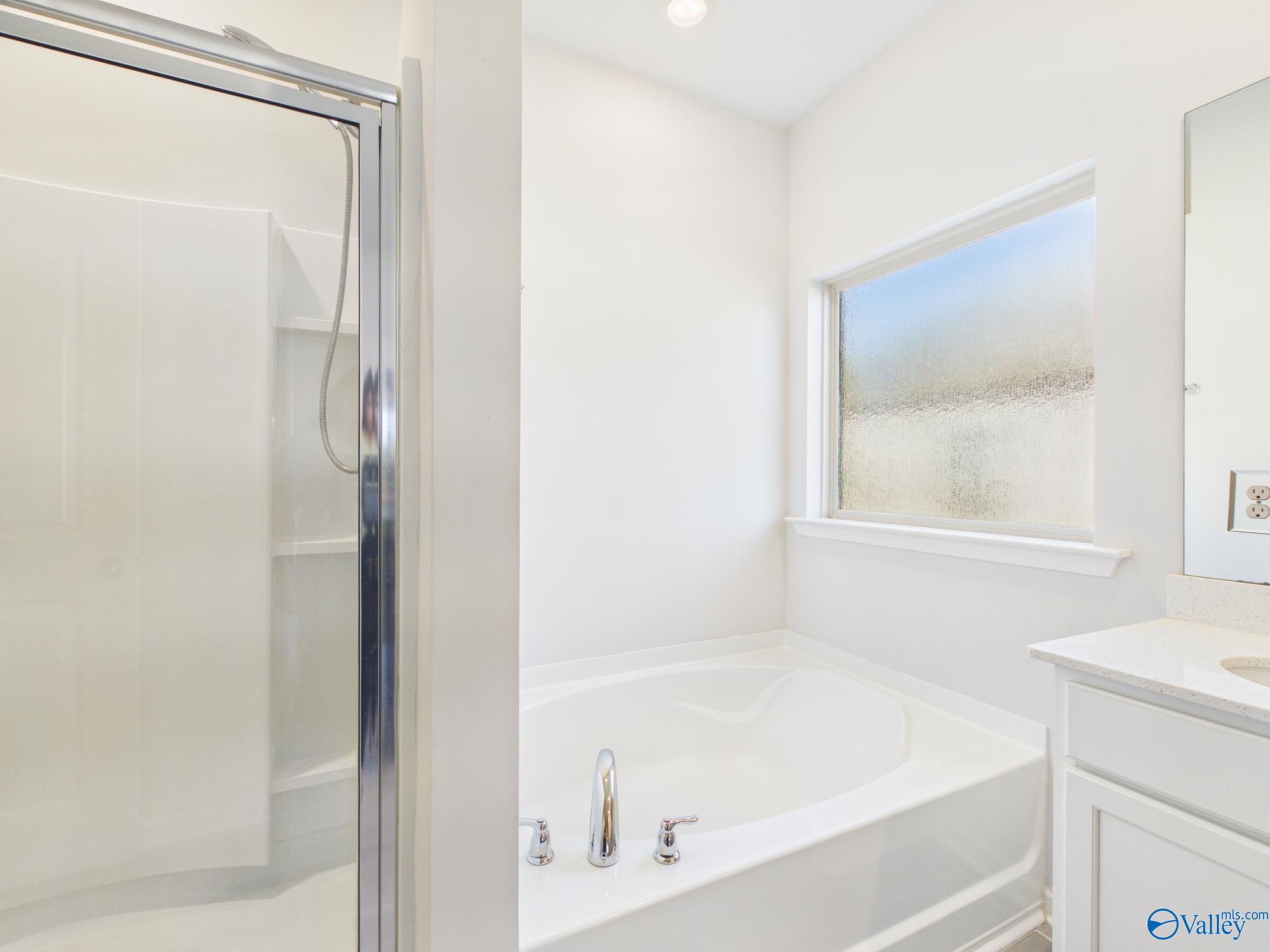 506 E River Landing Blvd