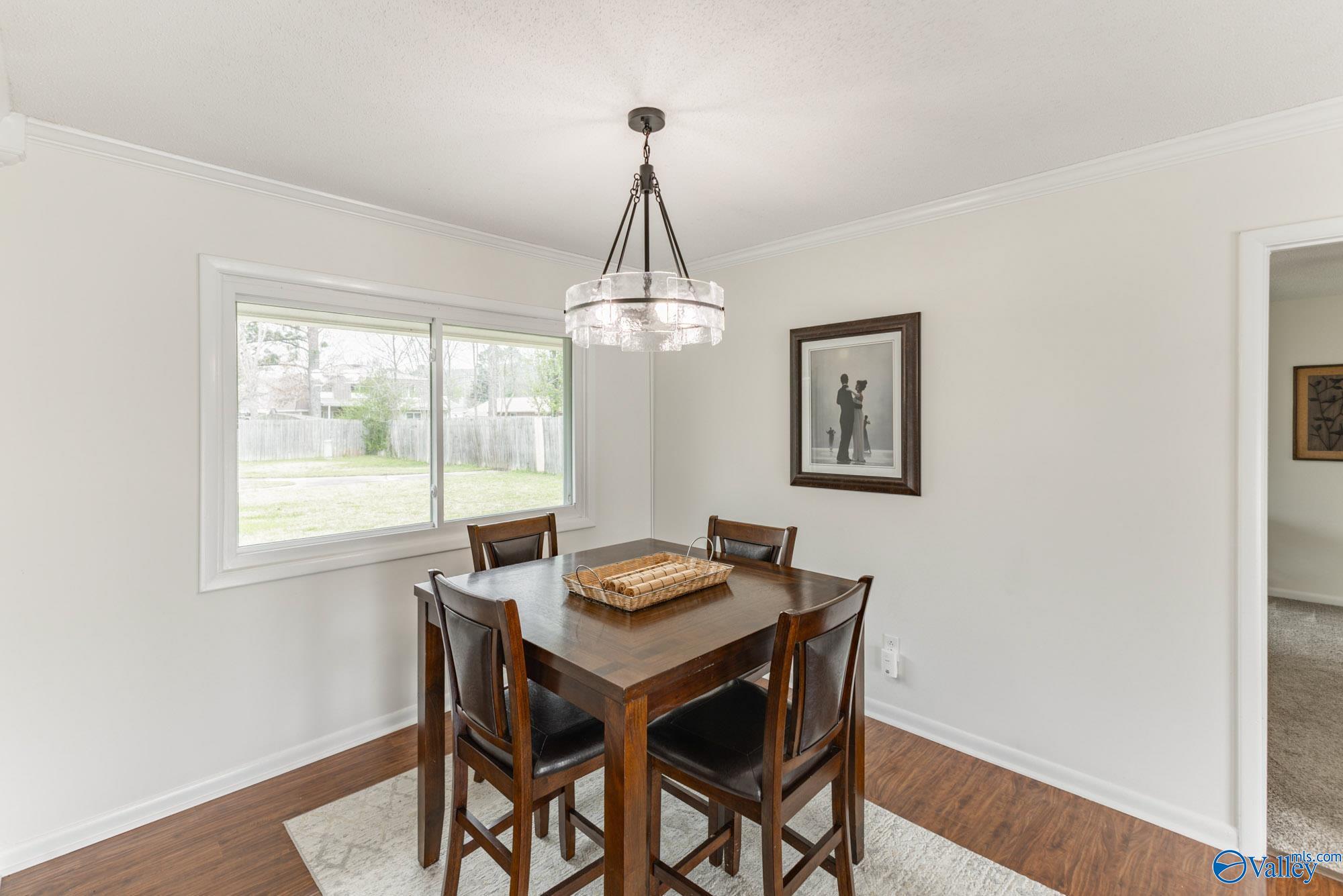 1907 Waxleaf Green SE