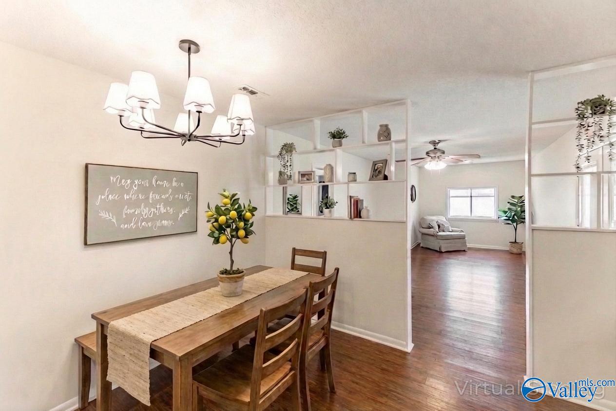 1907 Waxleaf Green SE