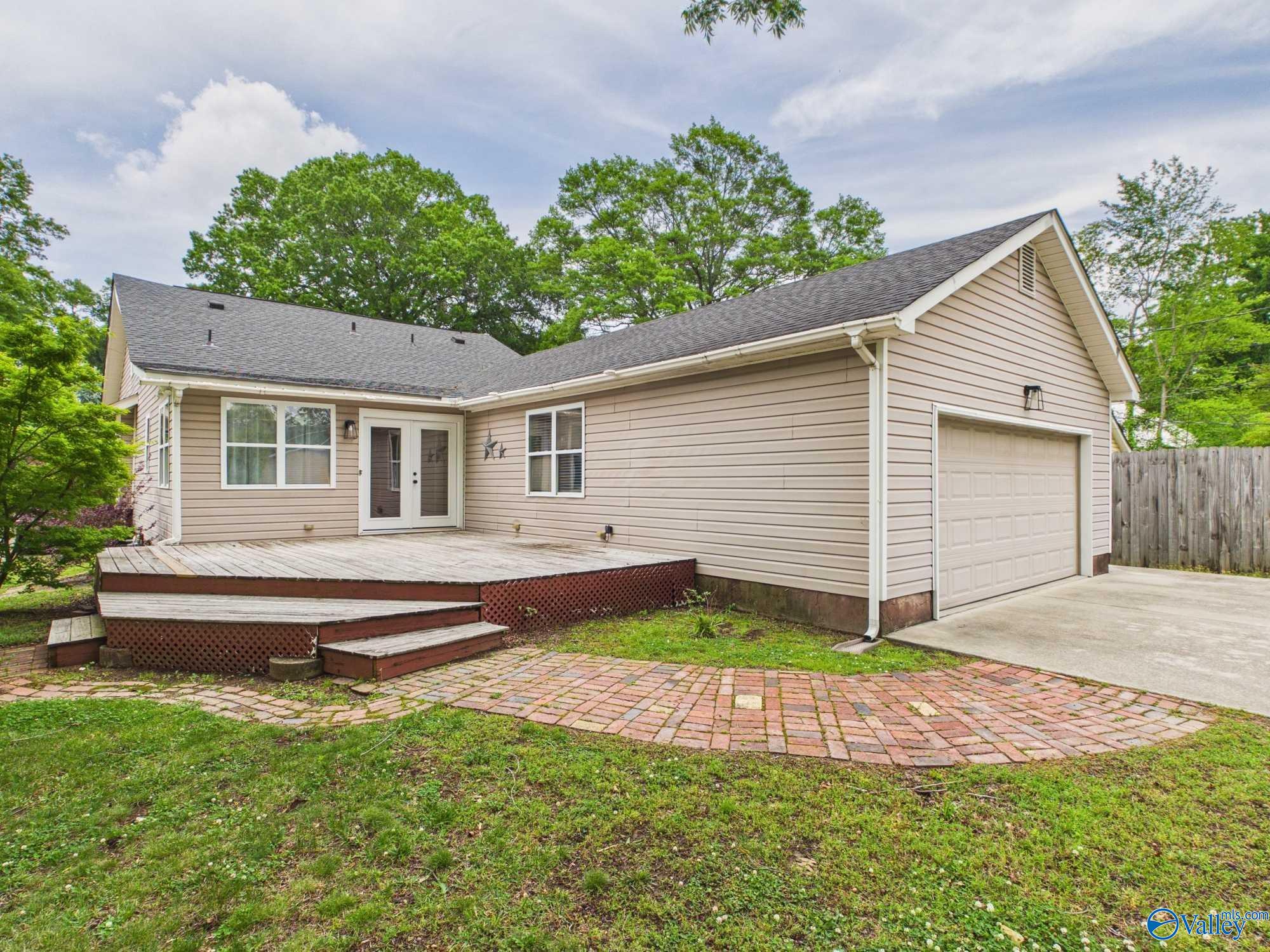 501 Prospect Drive SE