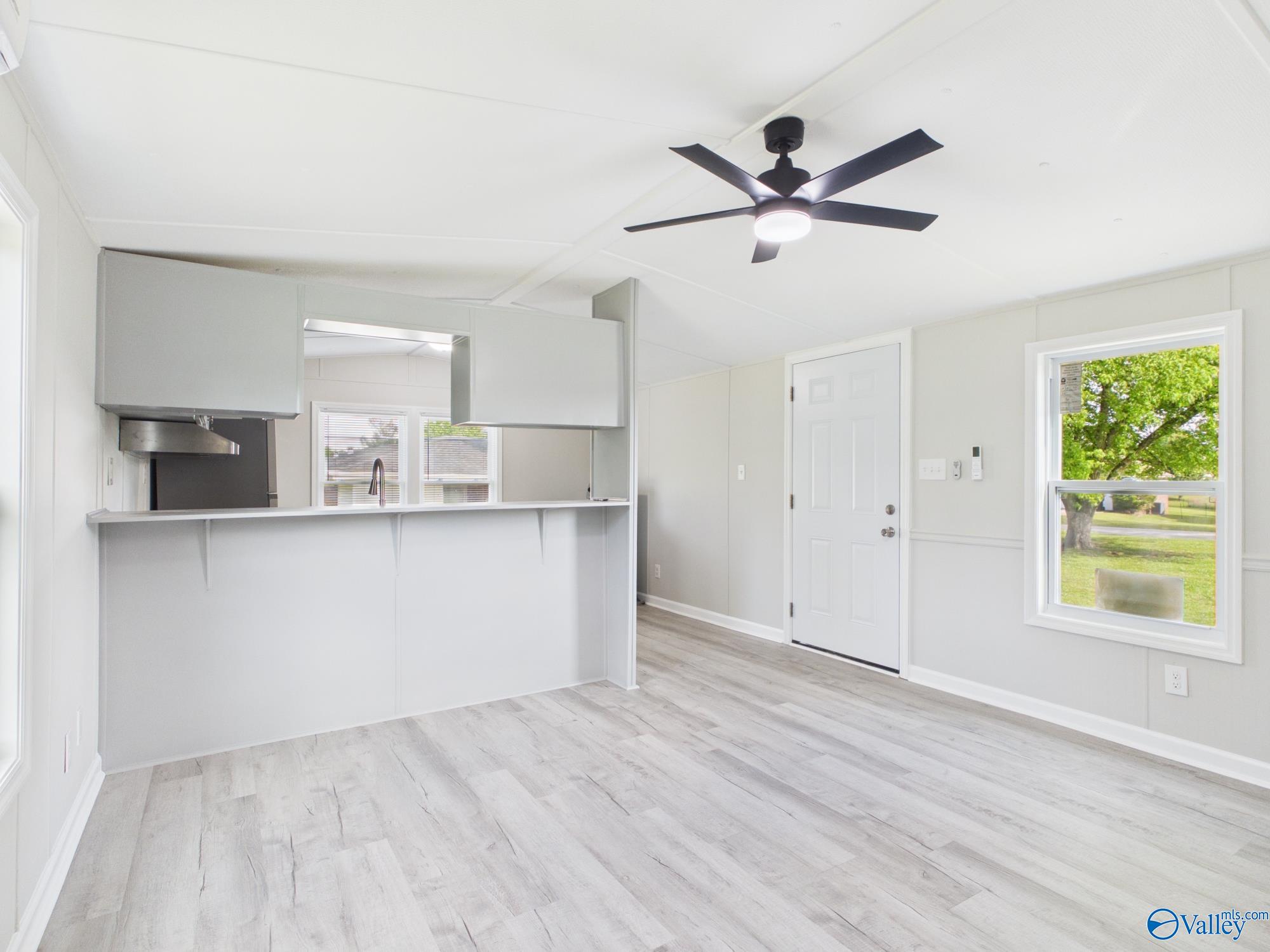 877 Rolan Gooch Road