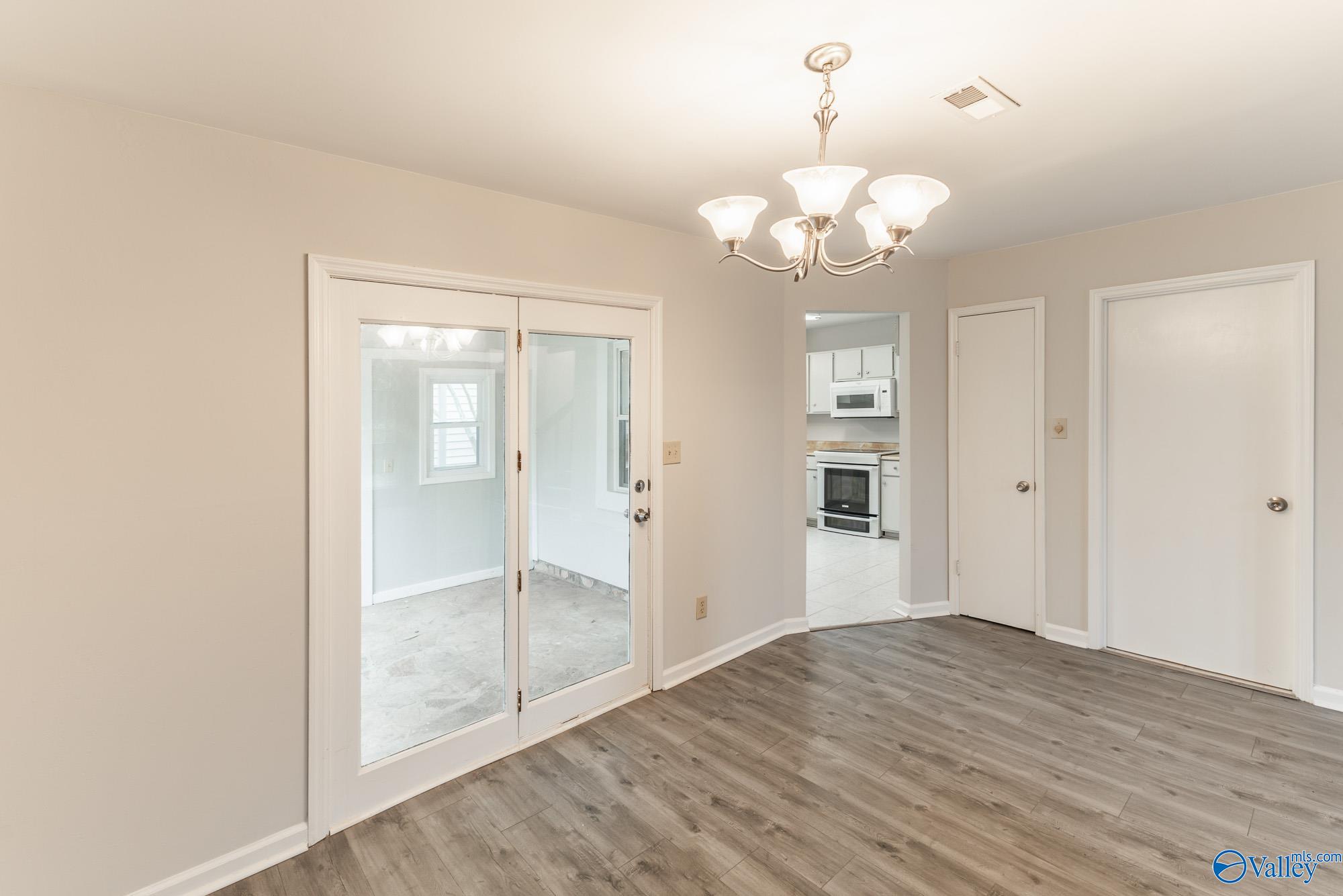 401 Hobbs Road