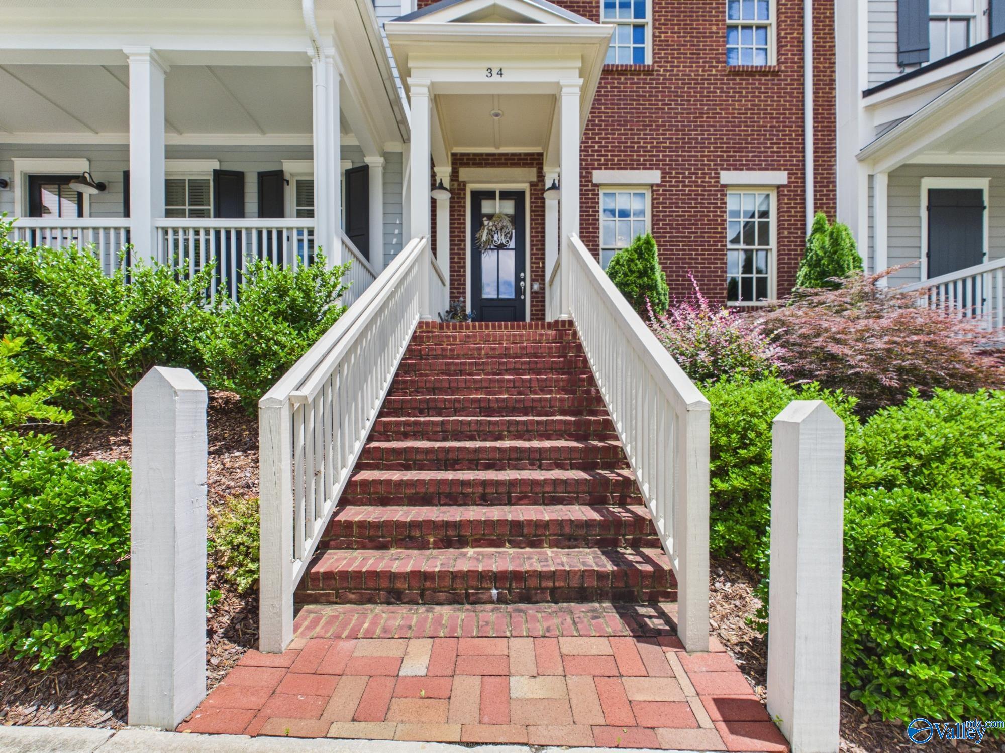 34 Pine Street NW