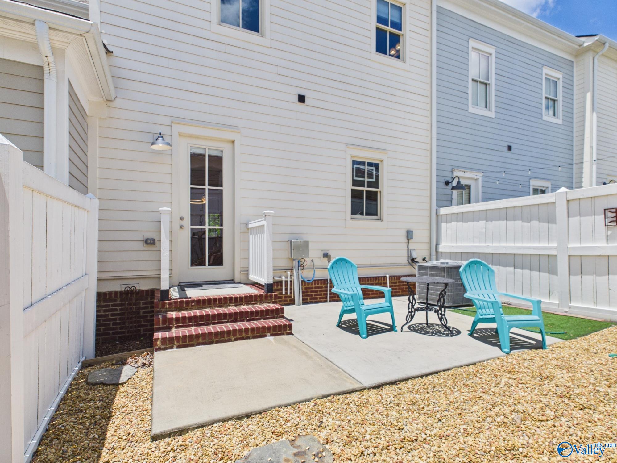 34 Pine Street NW