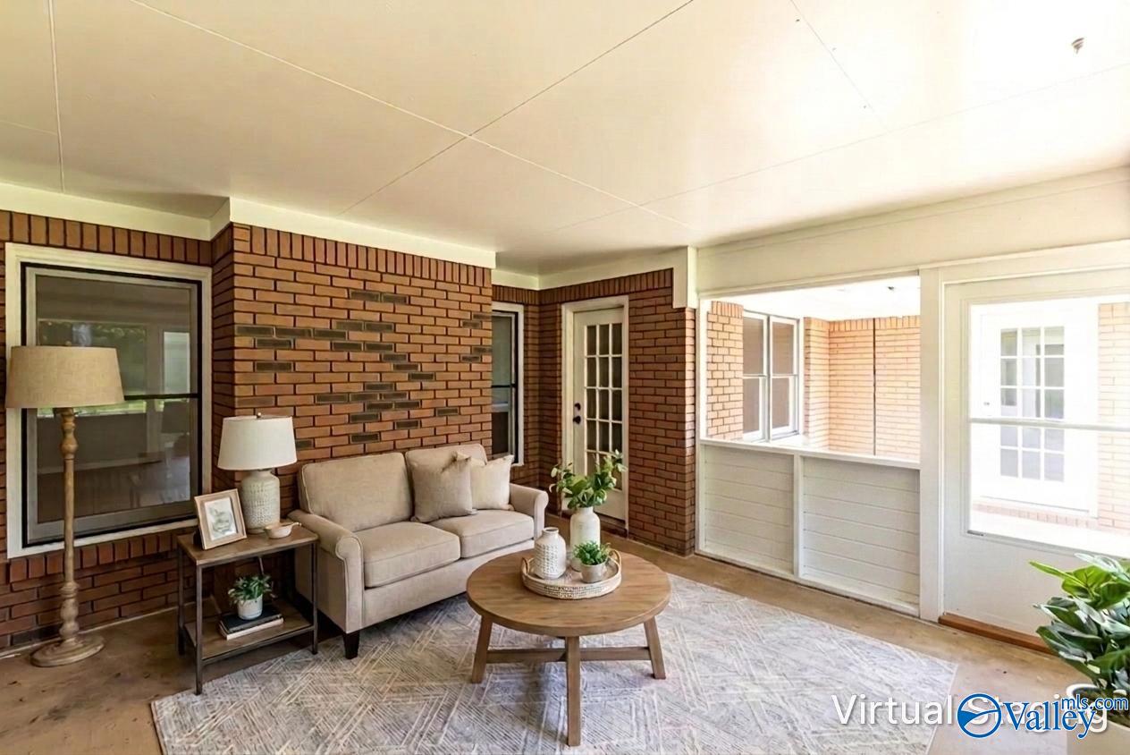 112 Capote Drive