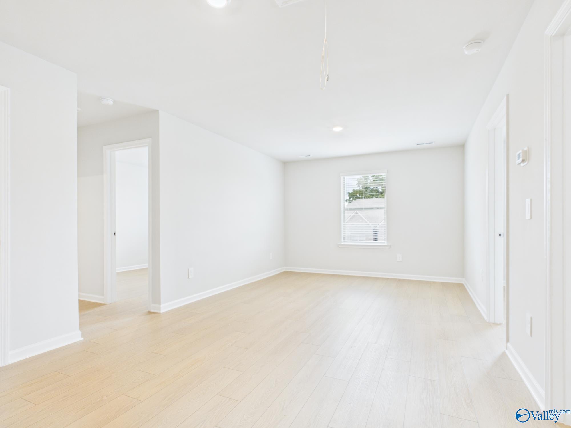 15395 Grayson Circle