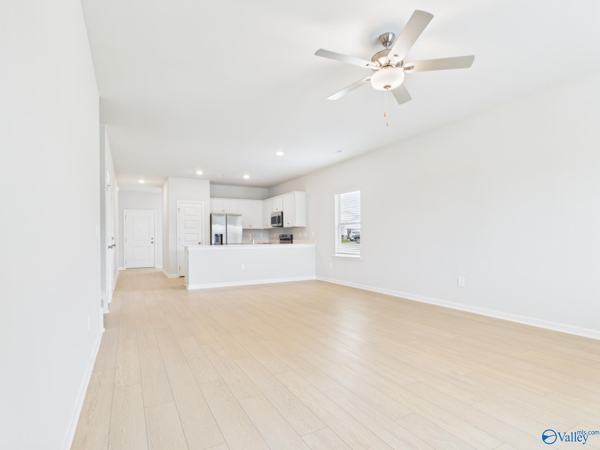 15395 Grayson Circle