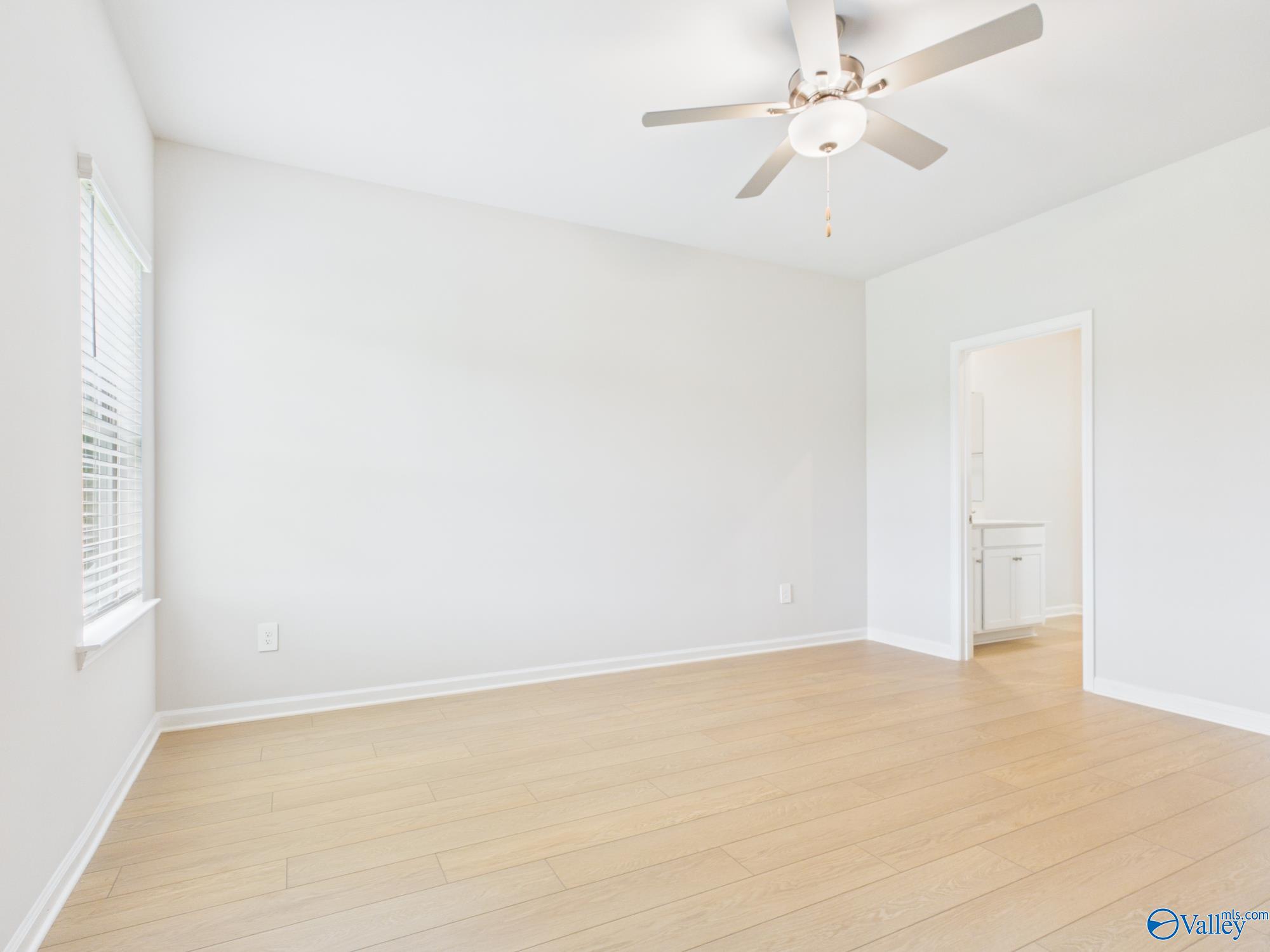 15395 Grayson Circle