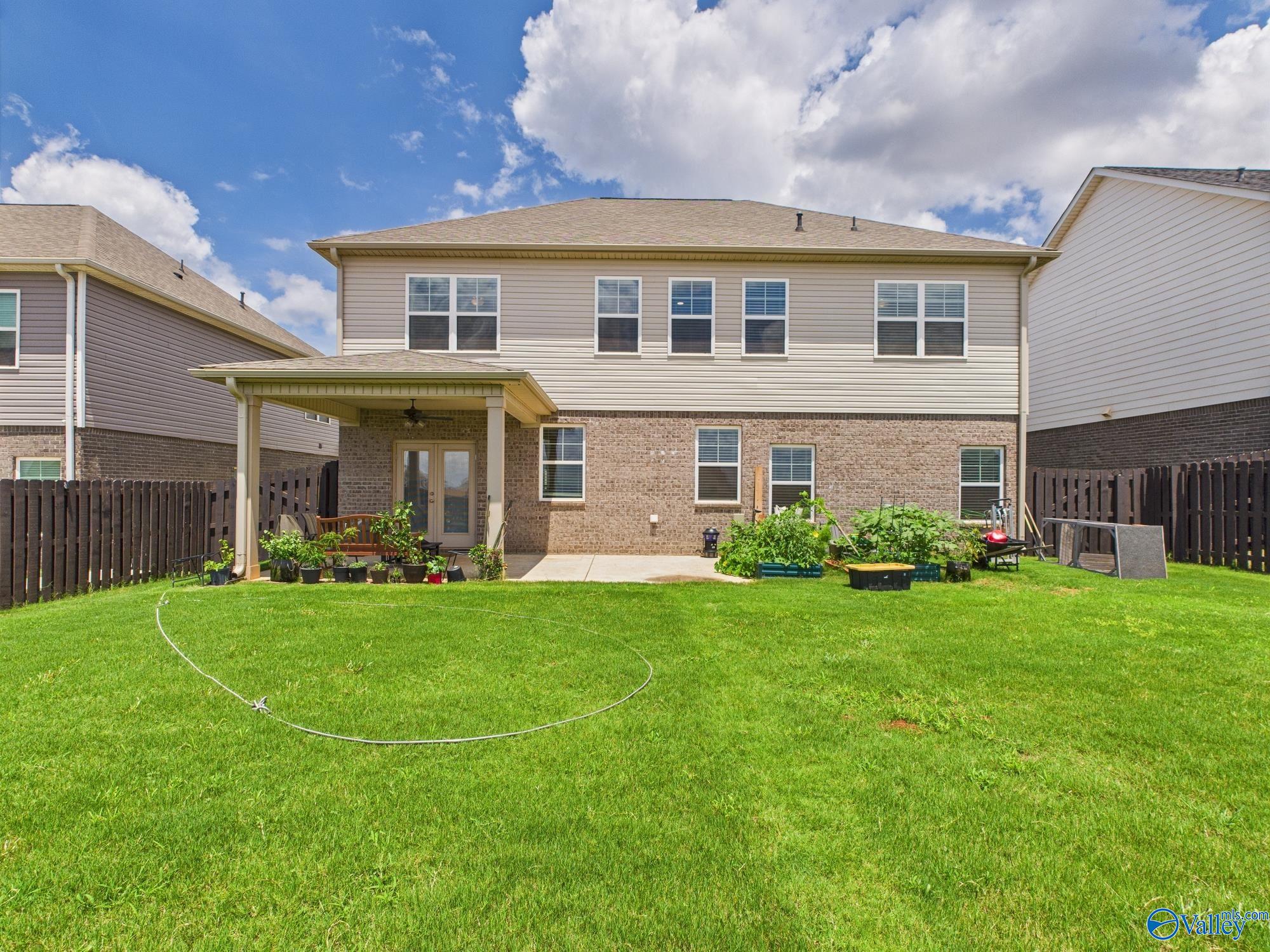 26 Hemingway Road
