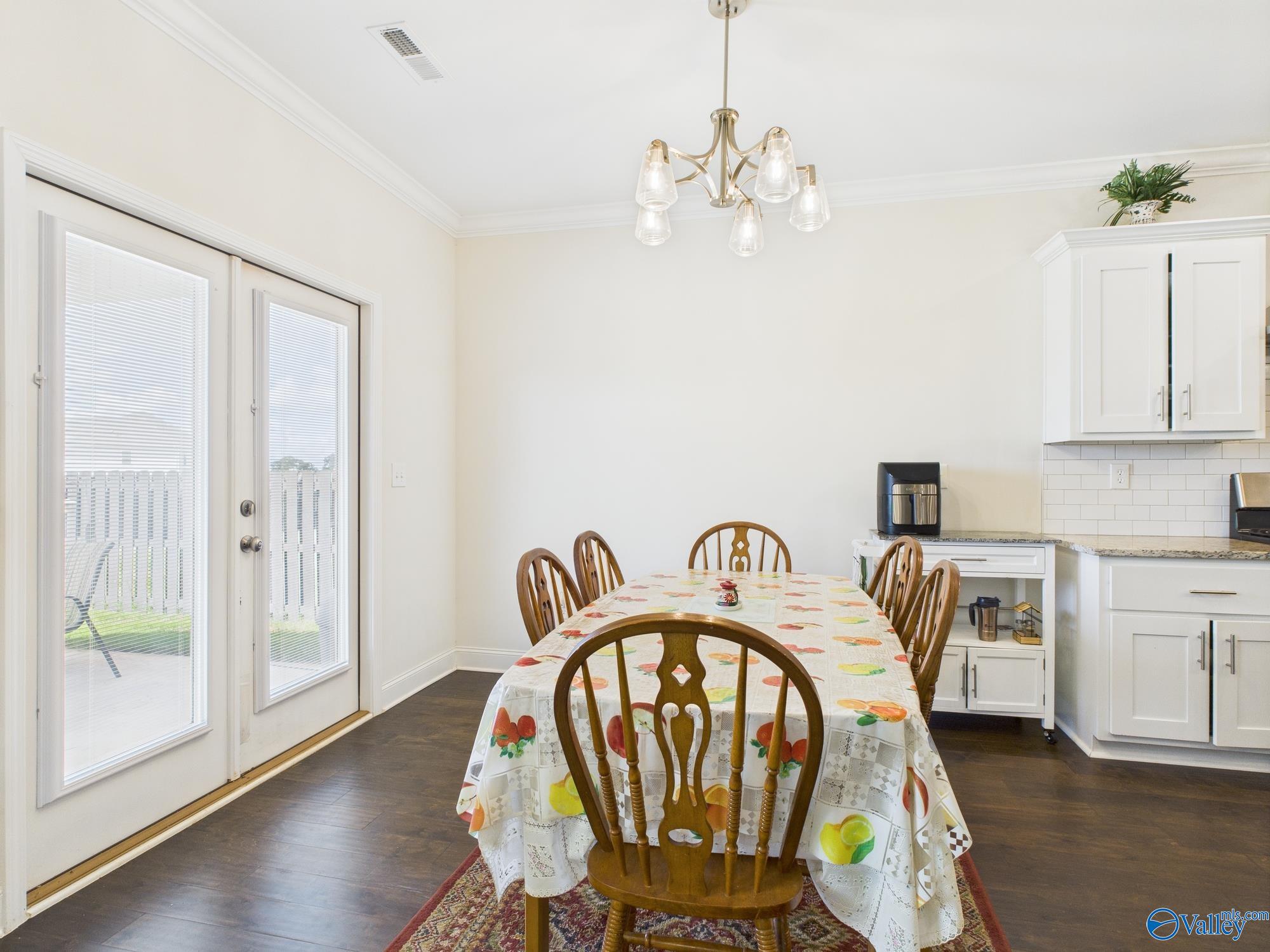 26 Hemingway Road