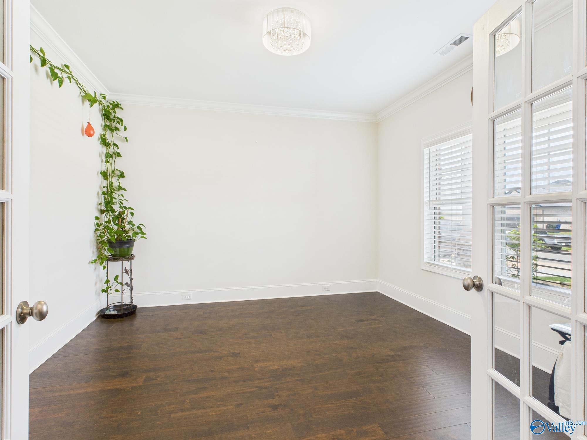 26 Hemingway Road